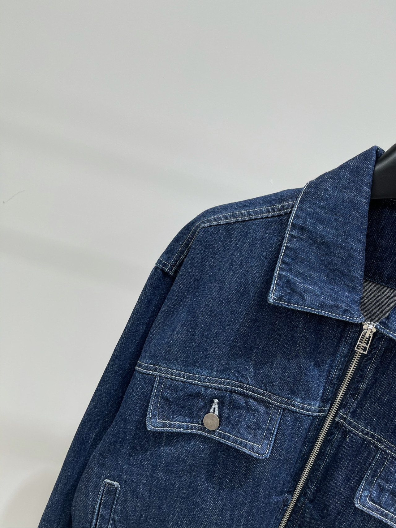 【Ash深蓝原色拉链牛仔外套】🔺，面料：牛仔棉颜色：深蓝AIM SH经典短款休闲口袋原色牛仔外套夹克谁懂