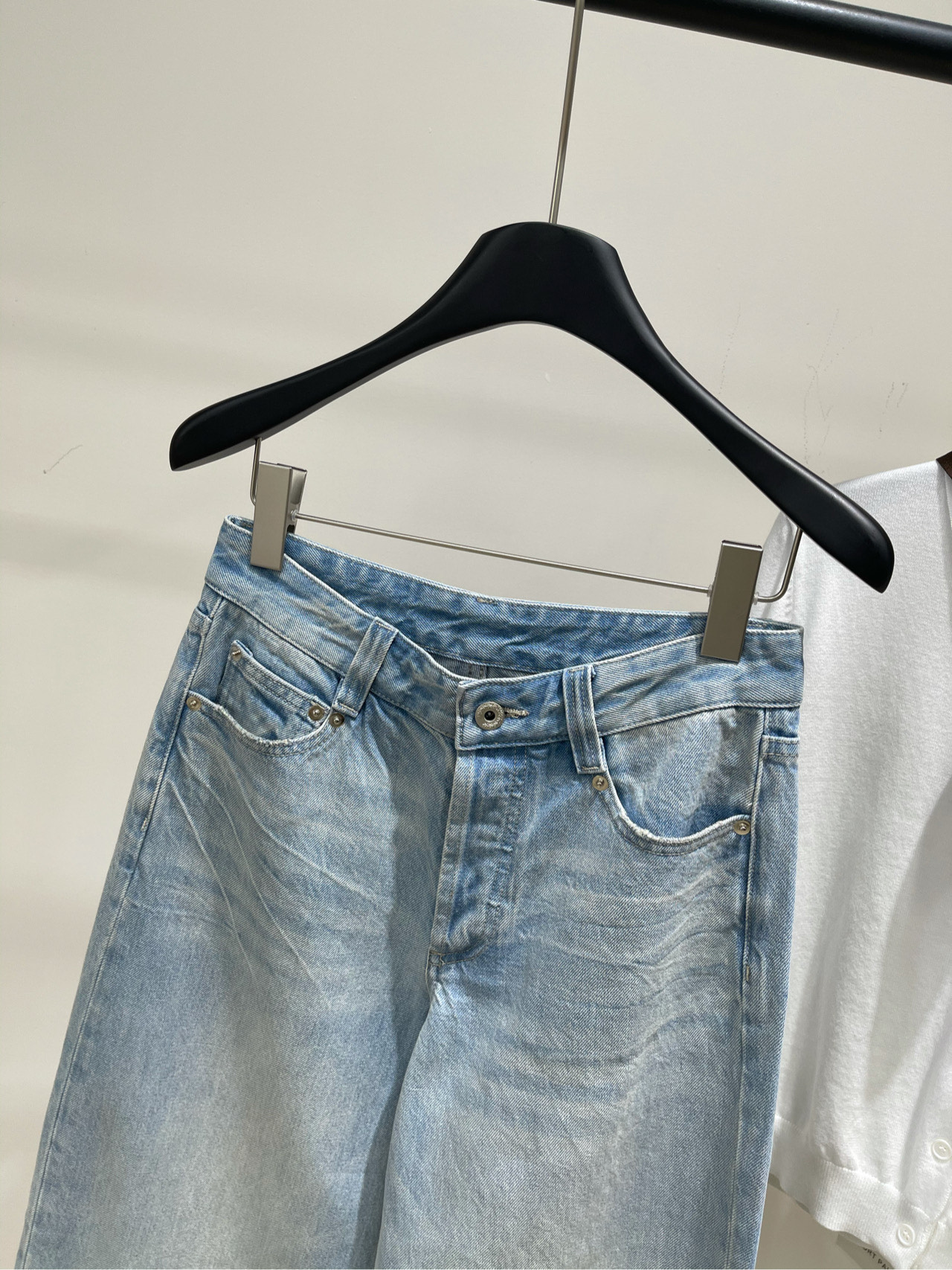 【欧阳娜娜浅蓝猫须牛仔裤】🔺，面料：牛仔棉颜色：浅蓝FAX COPY EXPRESS* · 浅蓝水洗鬼爪