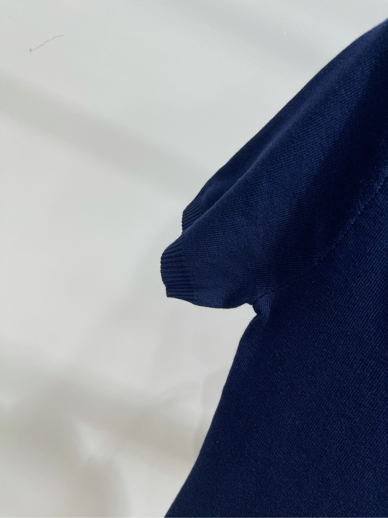 【Her蓝格娃娃领藏蓝针织短袖】🔺，面料：棉混纺 颜色：藏蓝色HERLIAN精致俏皮学院千金miu系高智