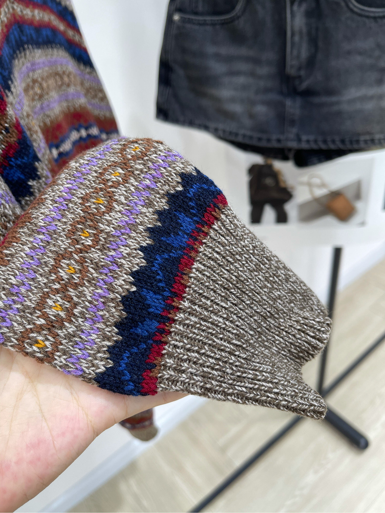 【拉夫复古费尔岛长袖V领毛衣】🔺，面料：聚酯纤维+羊毛混纺颜色：图片色✨新款重工多色提花工艺 极具北欧风