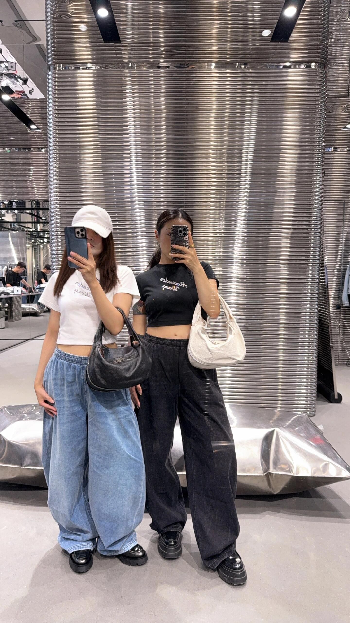 NO:503116,Both colors look good and full of personality, alexander wang19860909两色都好看,个性十足,,alexander wang,Women's clothing