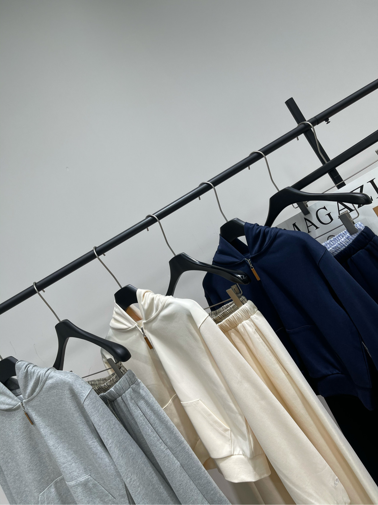 【Cayla连帽双腰头运动两件套】一套出售，不拆开🔺一套，面料：全棉颜色：灰色、米杏色、藏蓝色Cayla