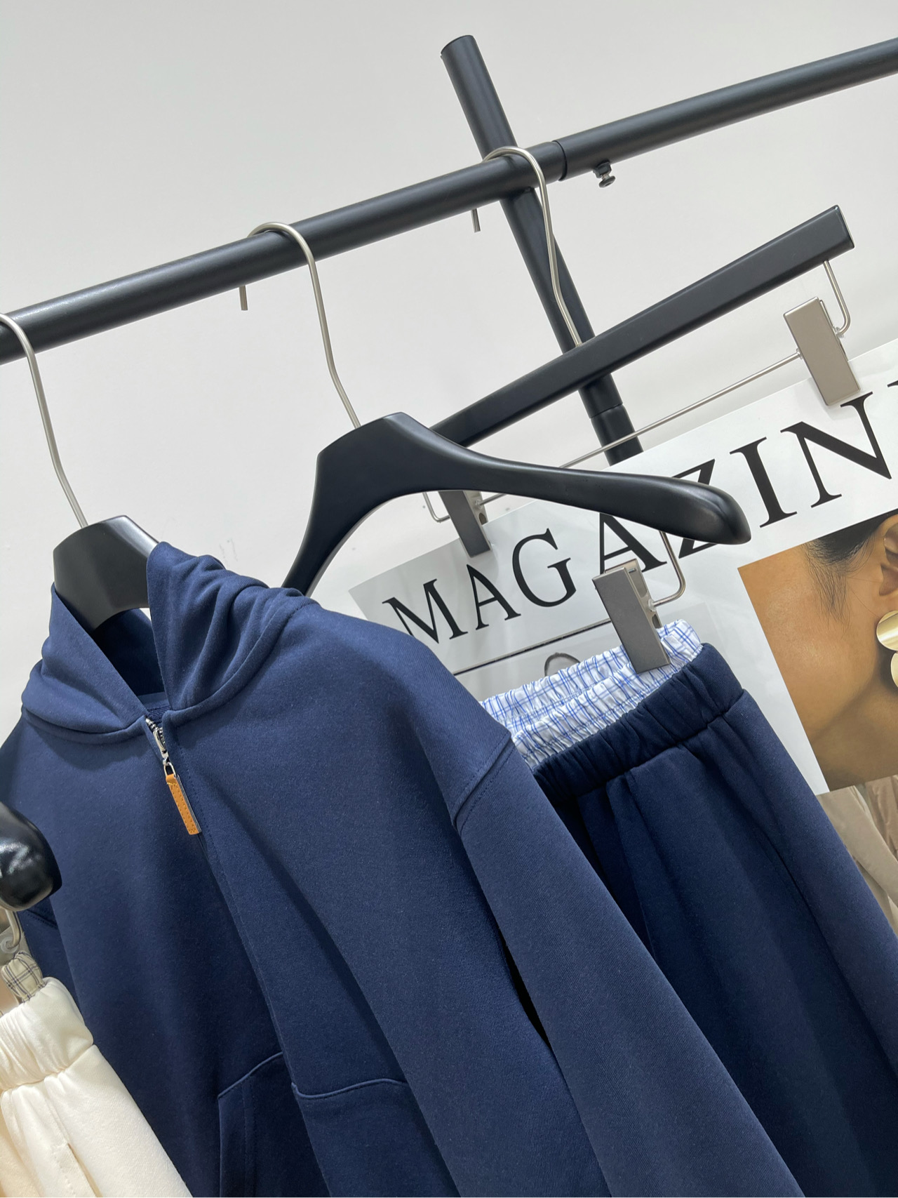 【Cayla连帽双腰头运动两件套】一套出售，不拆开🔺一套，面料：全棉颜色：灰色、米杏色、藏蓝色Cayla