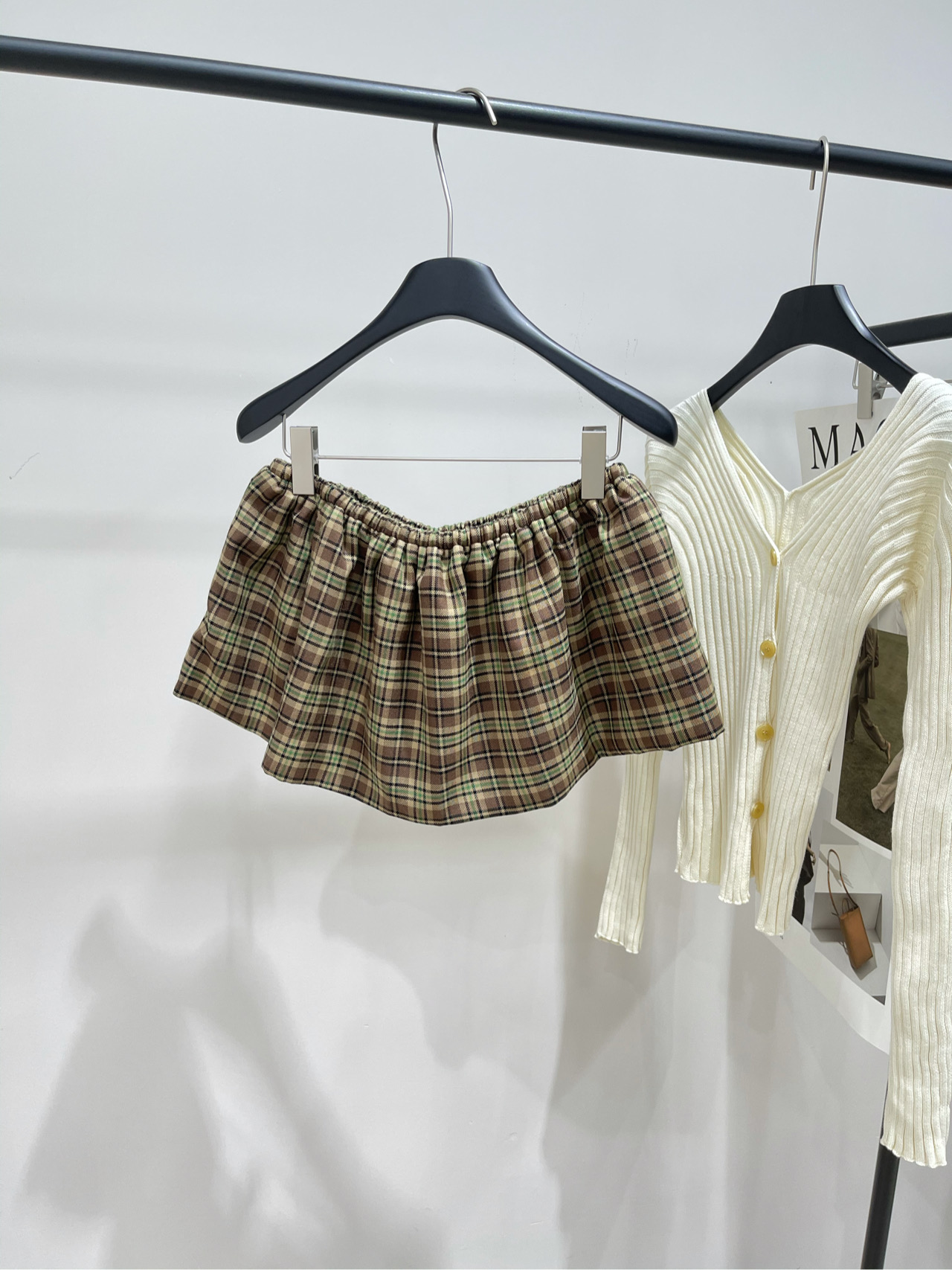 【M绿棕格纹迷你蓬蓬短裙】🔺，面料：羊毛呢颜色：绿棕格纹25秋冬🆕🆕英伦复古格纹一套搭配 缪系穿搭 复古