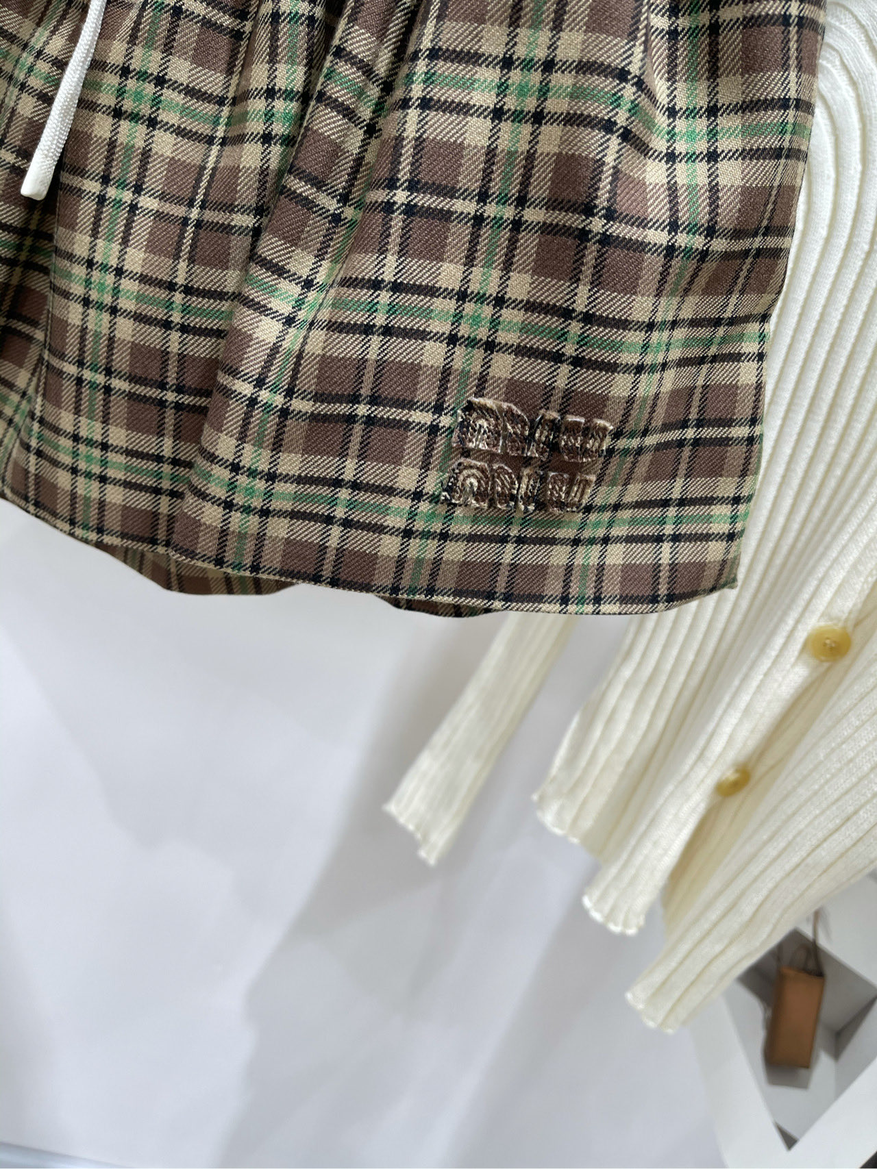 【M绿棕格纹迷你蓬蓬短裙】🔺，面料：羊毛呢颜色：绿棕格纹25秋冬🆕🆕英伦复古格纹一套搭配 缪系穿搭 复古