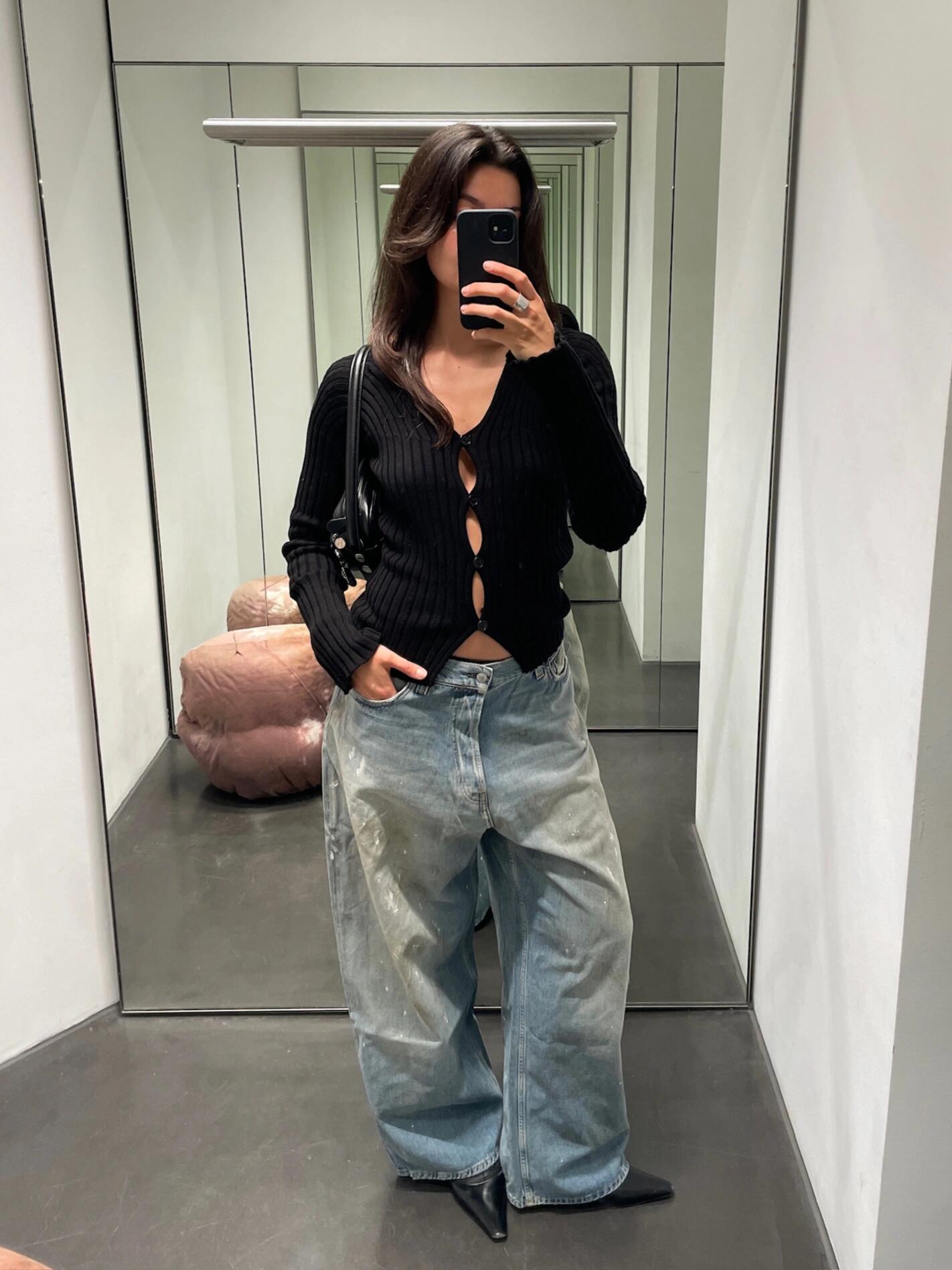 NO:507228,Super slim knitted cardigan is really satisfying and the cut is very versatile~ Combed cotton, alexander wang19860909超显瘦的针织开衫 真的超满意 而切很百搭～ 精梳棉,,alexander wang,Women's clothing