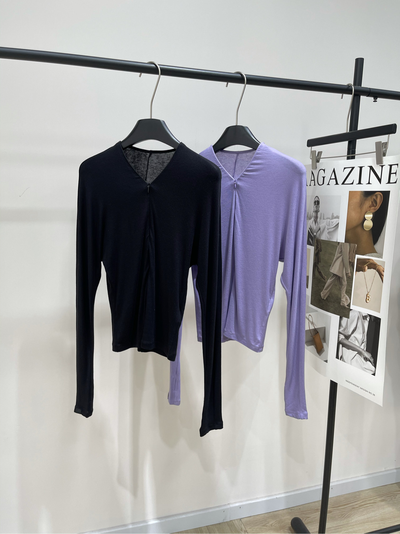 【RA蝙蝠侠拉链V领薄开衫】🔺，面料：莱赛尔羊毛 颜色：紫色、黑色RARE针织薄开衫包容身形的宽松版型品