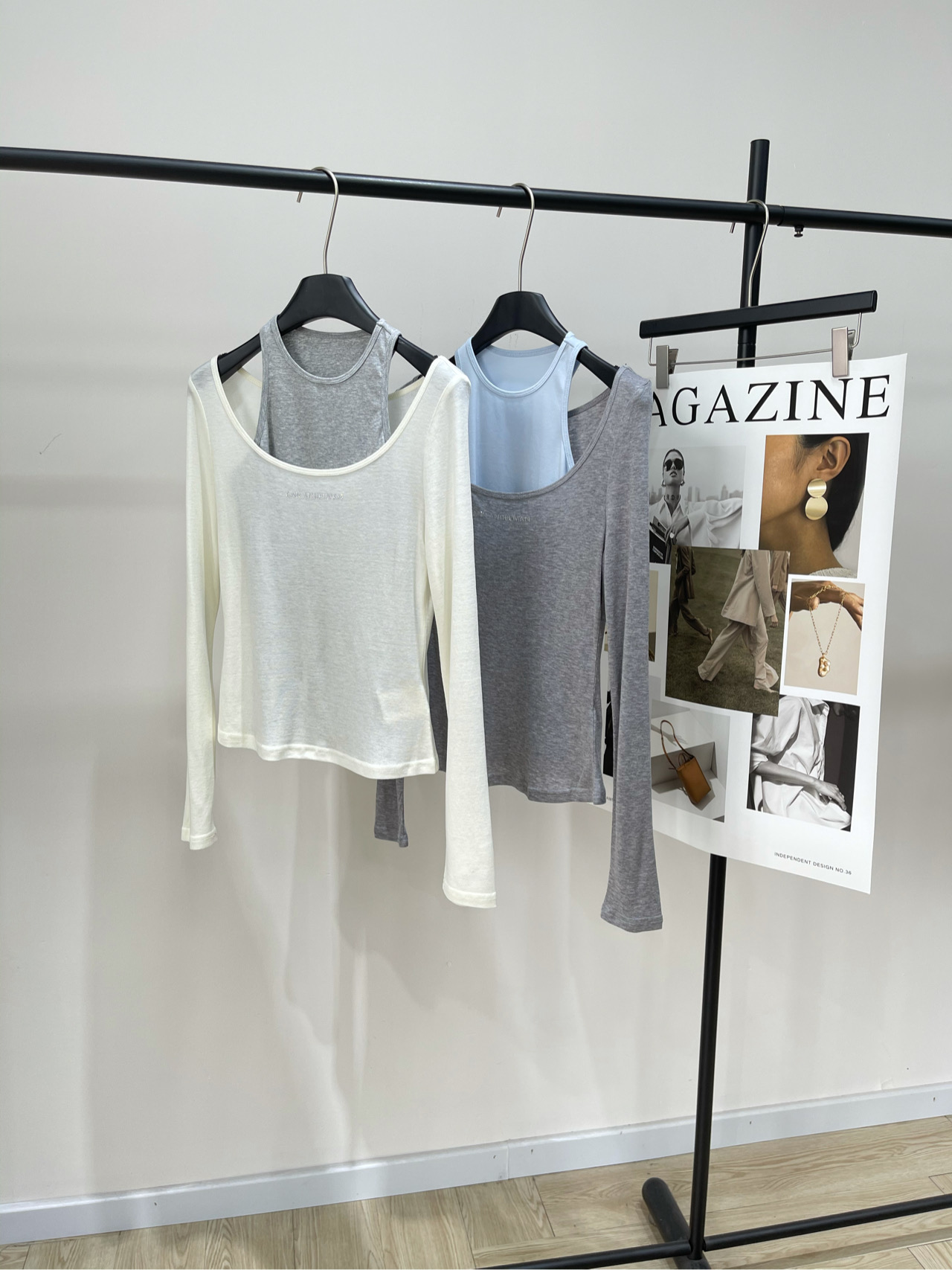 【Ann烫钻字母撞色真两件长袖T】🔺，面料：莱赛尔羊毛+棉颜色：灰色、白色25AW 圆领套头烫钻修身撞色