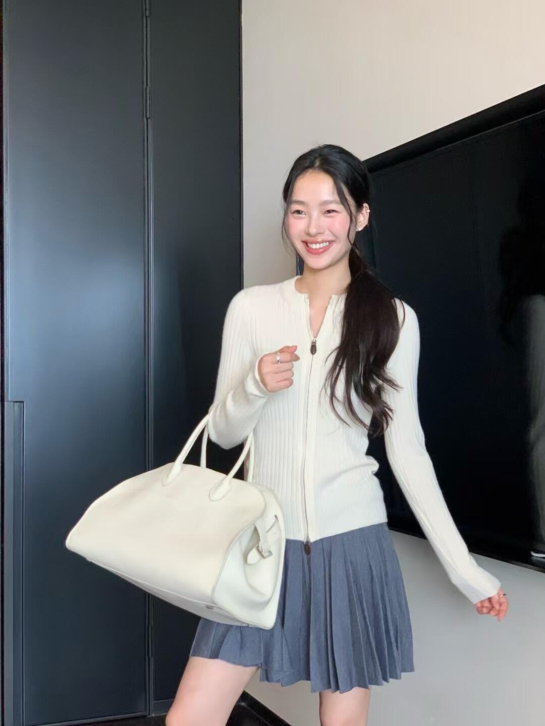 NO:608941,milky white,,alexander wang19860909奶白色,,alexander wang,Women's clothing