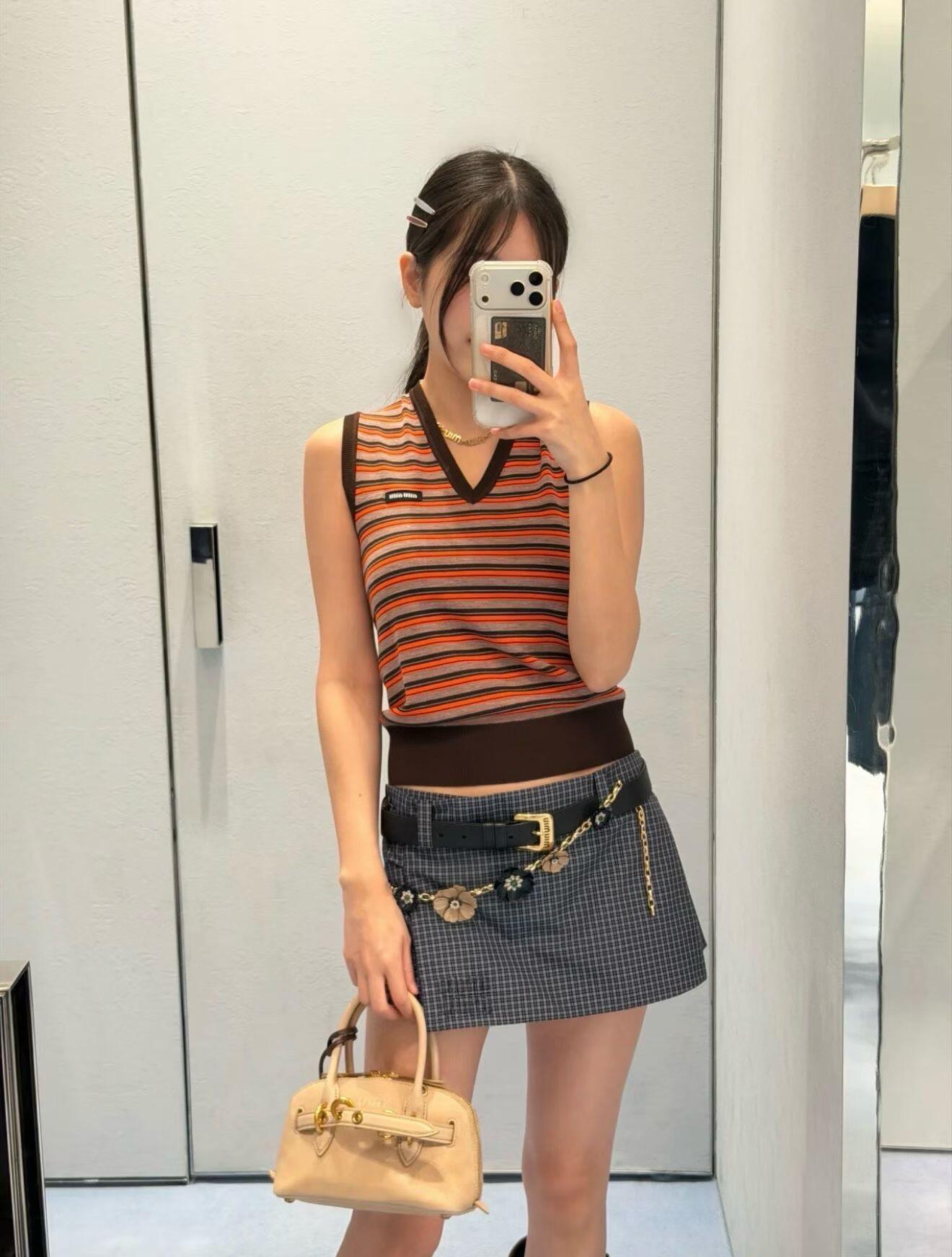 NO:736200,Looks great when worn alone,19860909叠穿单穿都好看,,,Women's clothing