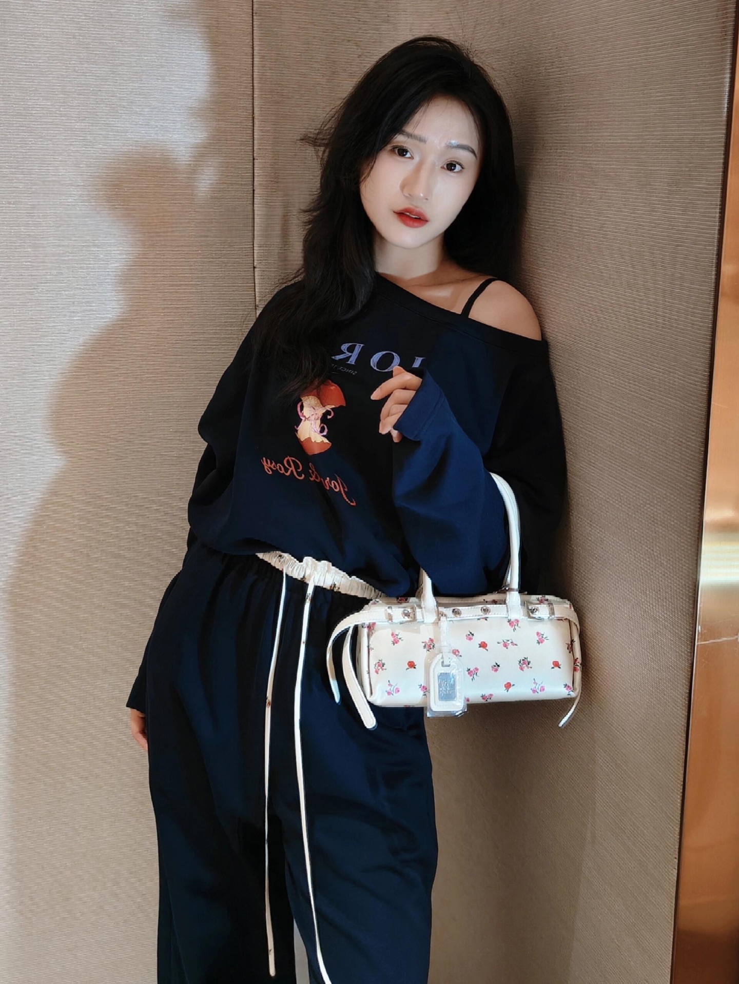 NO:739362,Look thinner and taller,19860909显瘦显高,,,Women's clothing