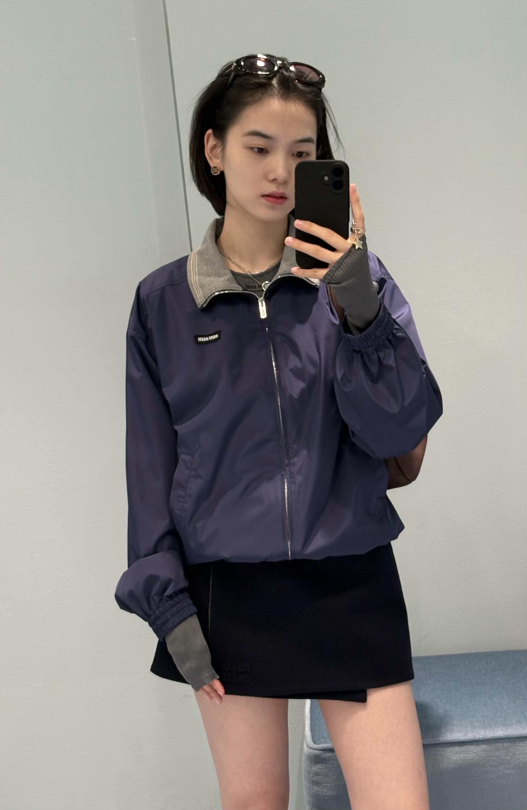 NO:758583,,,19860909,,,Women's clothing