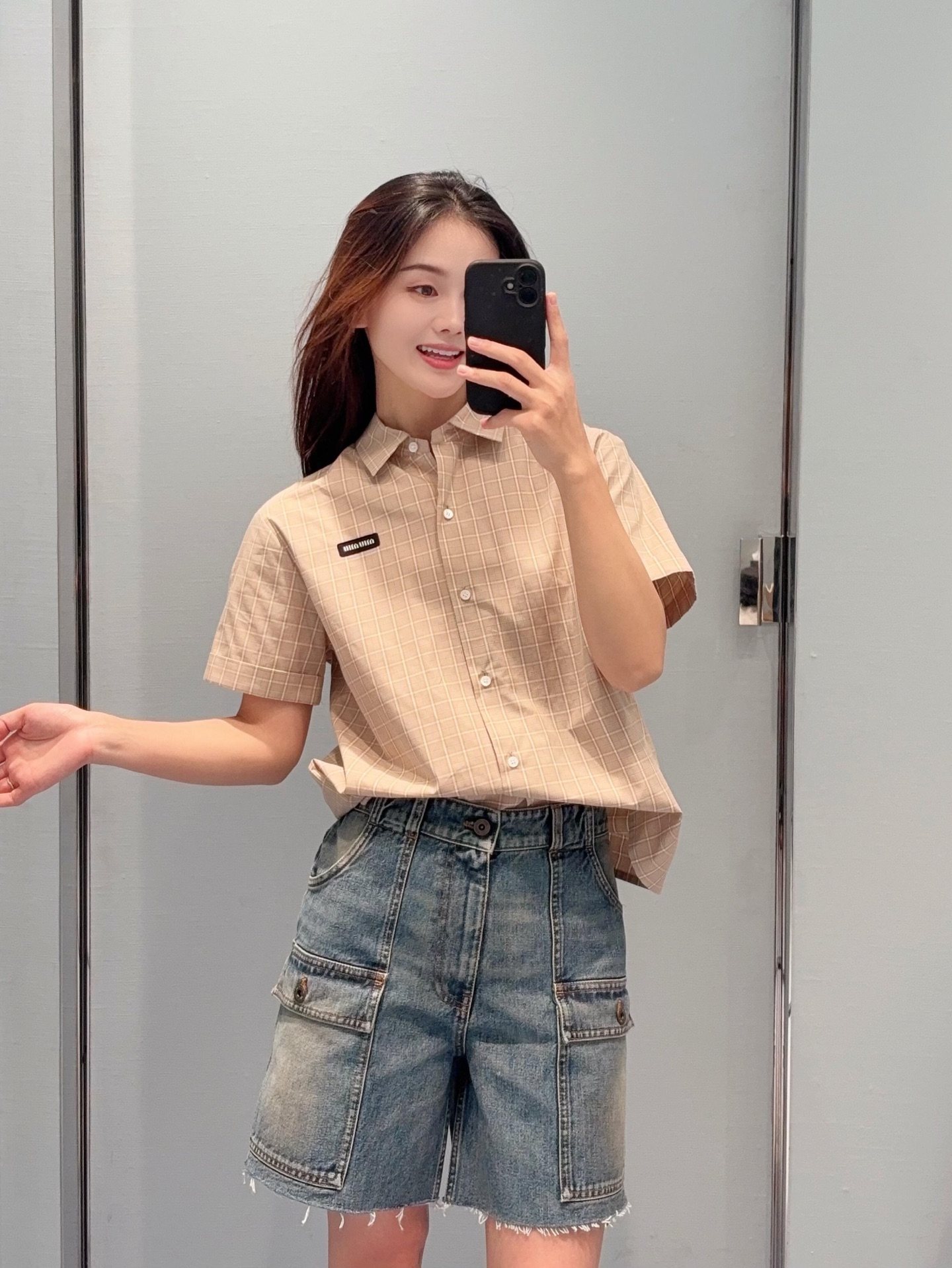 NO:762460,,,19860909,,,Women's clothing