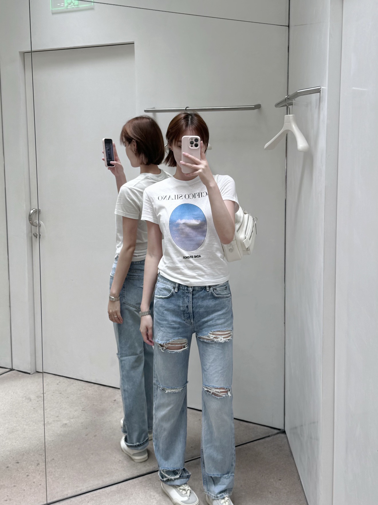 NO:797042,The balance between holiday feeling and daily feeling♀,19860909假日感和日常感♀的平衡,,,Women's clothing