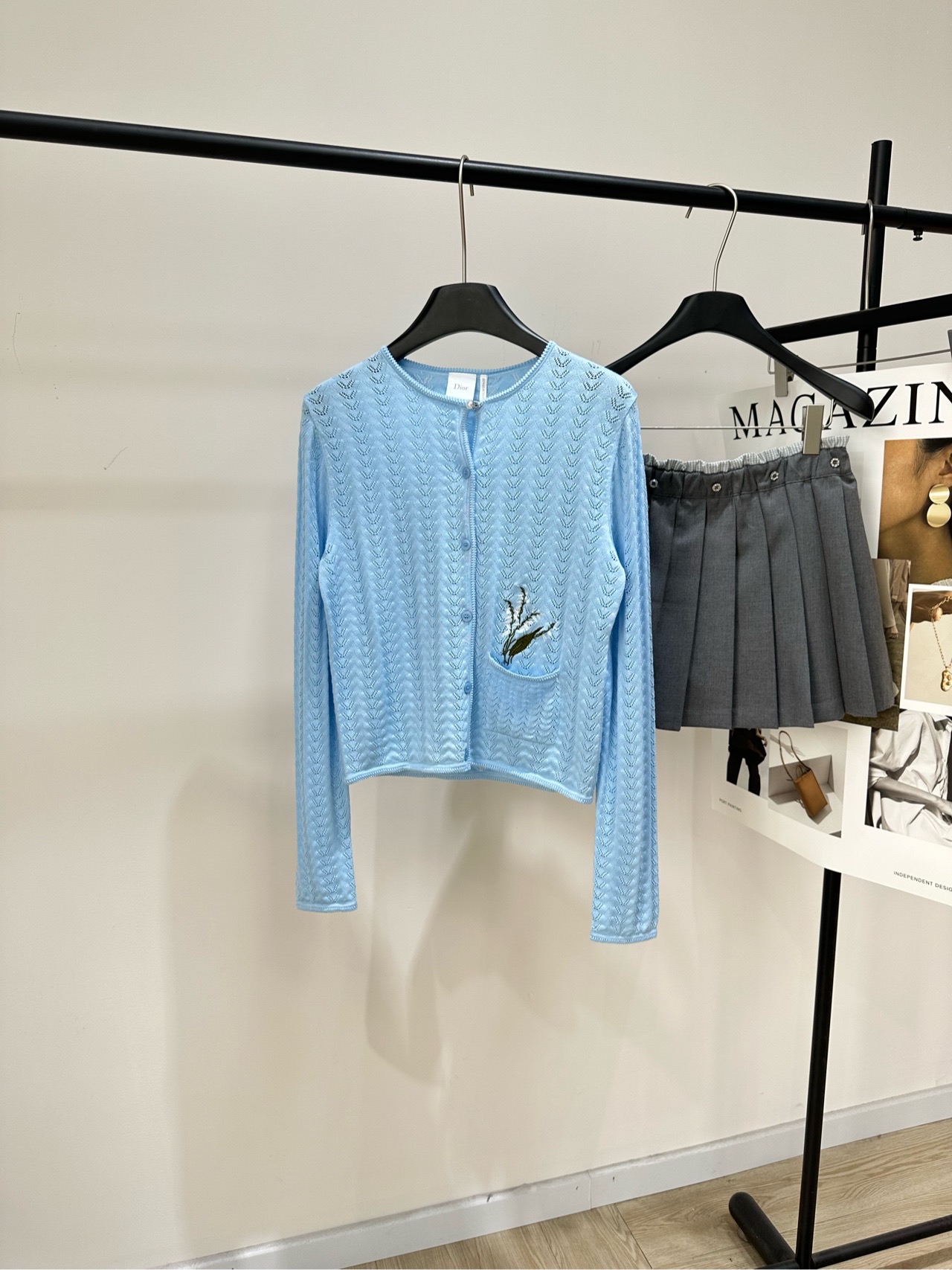 NO:807468,[DR light blue lily of the valley embroidery hollow long-sleeved cardigan], made of Tencel cotton, color light blue Dio* light blue knitted cardigan, hollow craftsmanship + lily of the valley embroidery, full of French tenderness, round neck long sleeve design, single-breasted button for easy putting on and taking off. The small pocket on the left chest is practical and beautiful. The fabric is light and breathable, super comfortable to wear in spring and summer. It can be easily controlled for commuting, dating, and daily life~ Pair it with a pleated skirt or high-waisted pants for a fresh and elegant look!  Flat size S Shoulder width 37, bust 86 stretch, length 50, sleeve length 65 M Shoulder width 38, bust 90 stretch, length 51, sleeve length 66 L Shoulder width 39, bust 94 stretch, length 52, sleeve length 67 Manual measurement will have an error of 2 to 3cm, which is normal, dior, skirts,19860909【DR浅蓝铃兰刺绣镂空长袖开衫】 ,面料天丝棉 颜色浅蓝色 Dio*浅蓝色针织开衫,镂空工艺+铃兰刺绣 法式温柔感满满 圆领长袖设计,单排扣方便穿脱 左胸小口袋实用又好看 面料轻薄透气,春夏穿超舒服 通勤、约会、日常都能轻松驾驭～ 搭配百褶裙或高腰裤 清新优雅气质直接拉满！ 平铺尺码 S肩宽37,胸围86弹力,衣长50,袖长65 M肩宽38,胸围90弹力,衣长51,袖长66 L肩宽39,胸围94弹力,衣长52,袖长67 手工测量会有2～3cm误差属于正常范围,,dior,skirts,,Women's clothing