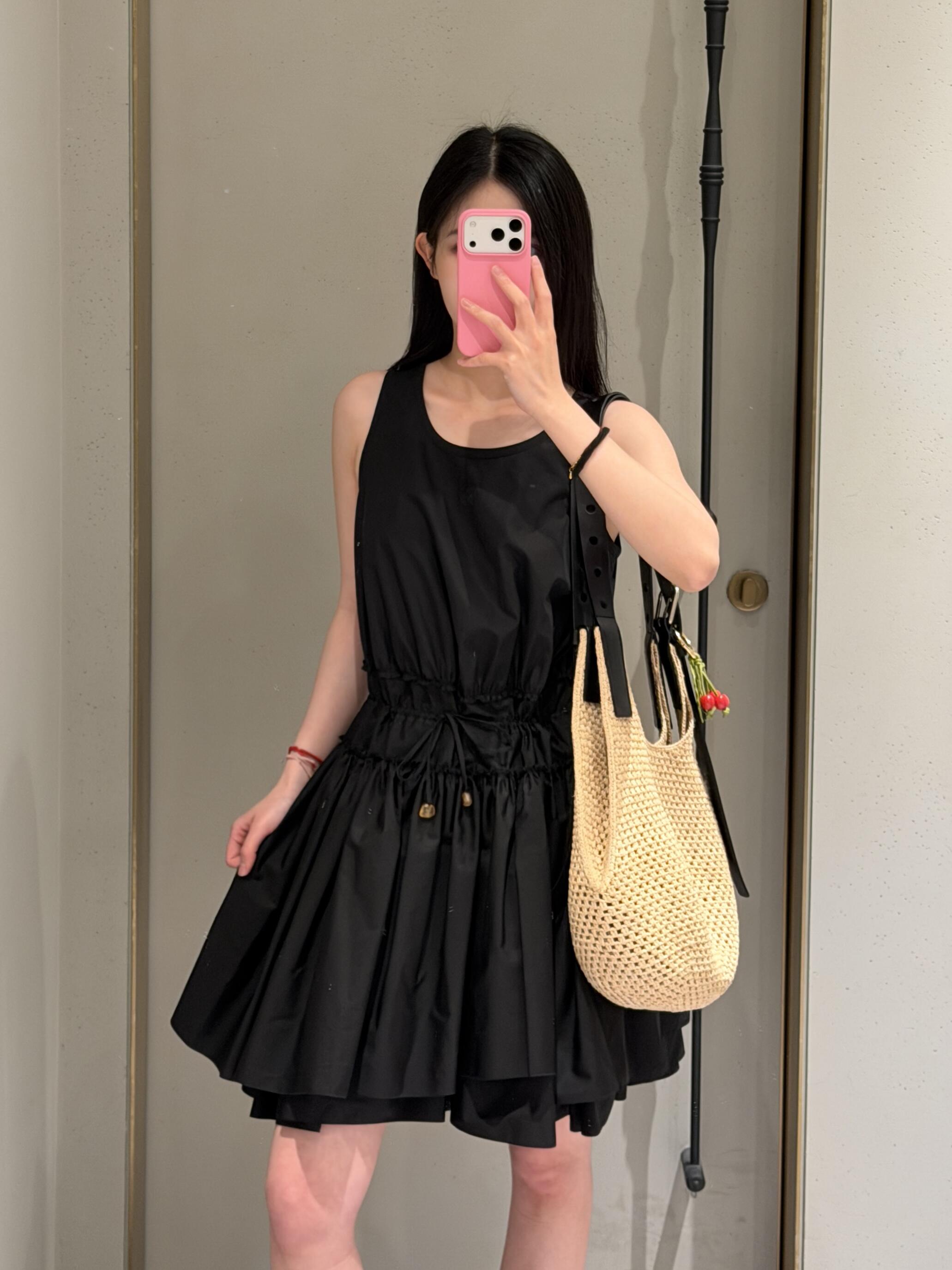 NO:841338,black,,19860909黑色,,,Women's clothing