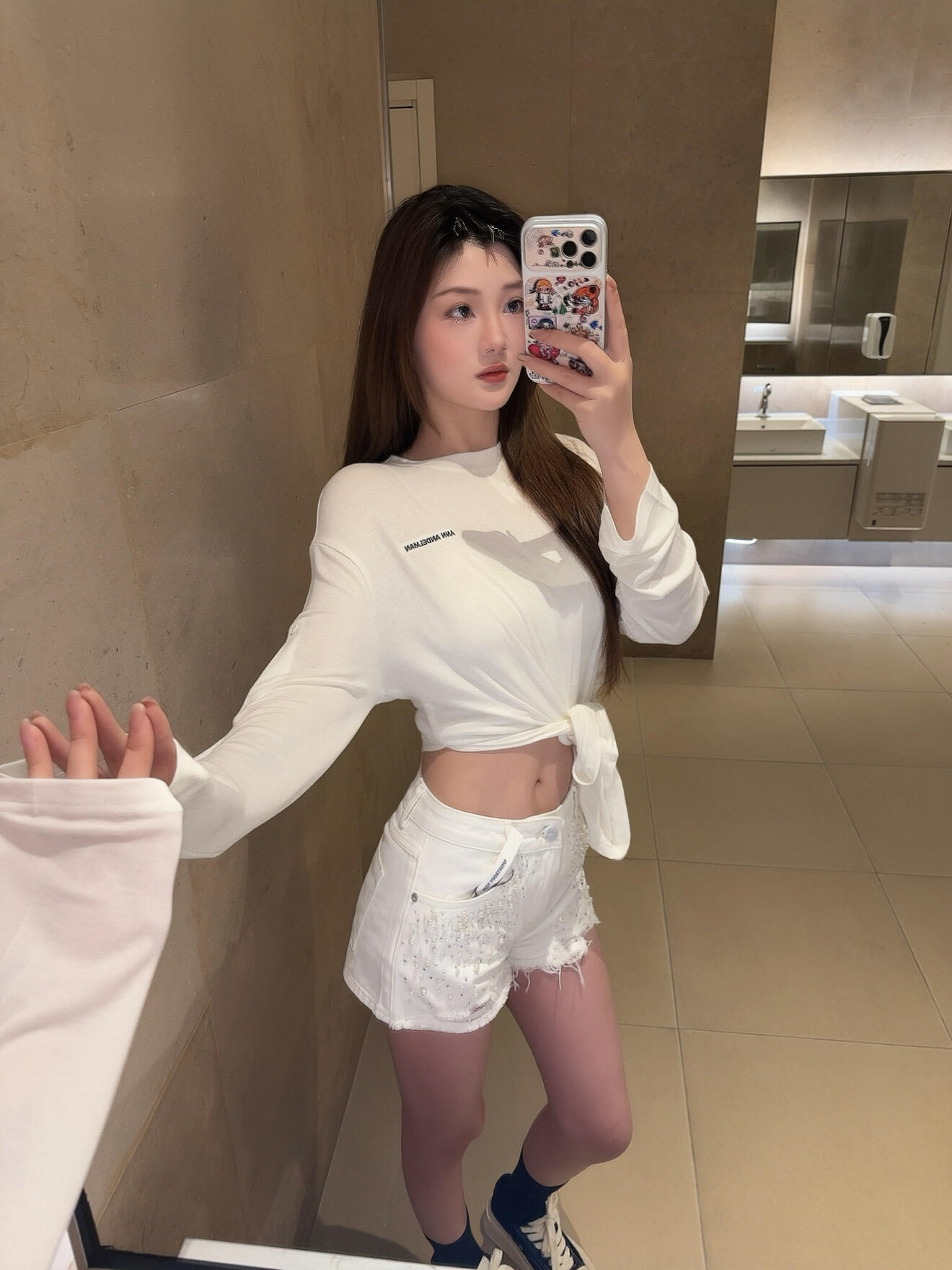 NO:861299,Made of light and breathable Tencel wool fabric, soft and skin-friendly, super comfortable to wear in spring and summer!  Simple design + brand embroidery on the chest, perfect details,19860909采用轻薄透气天丝羊毛面料 柔软亲肤,春夏穿超舒服！ 简约设计+胸前品牌刺绣,细节满分,,,Women's clothing