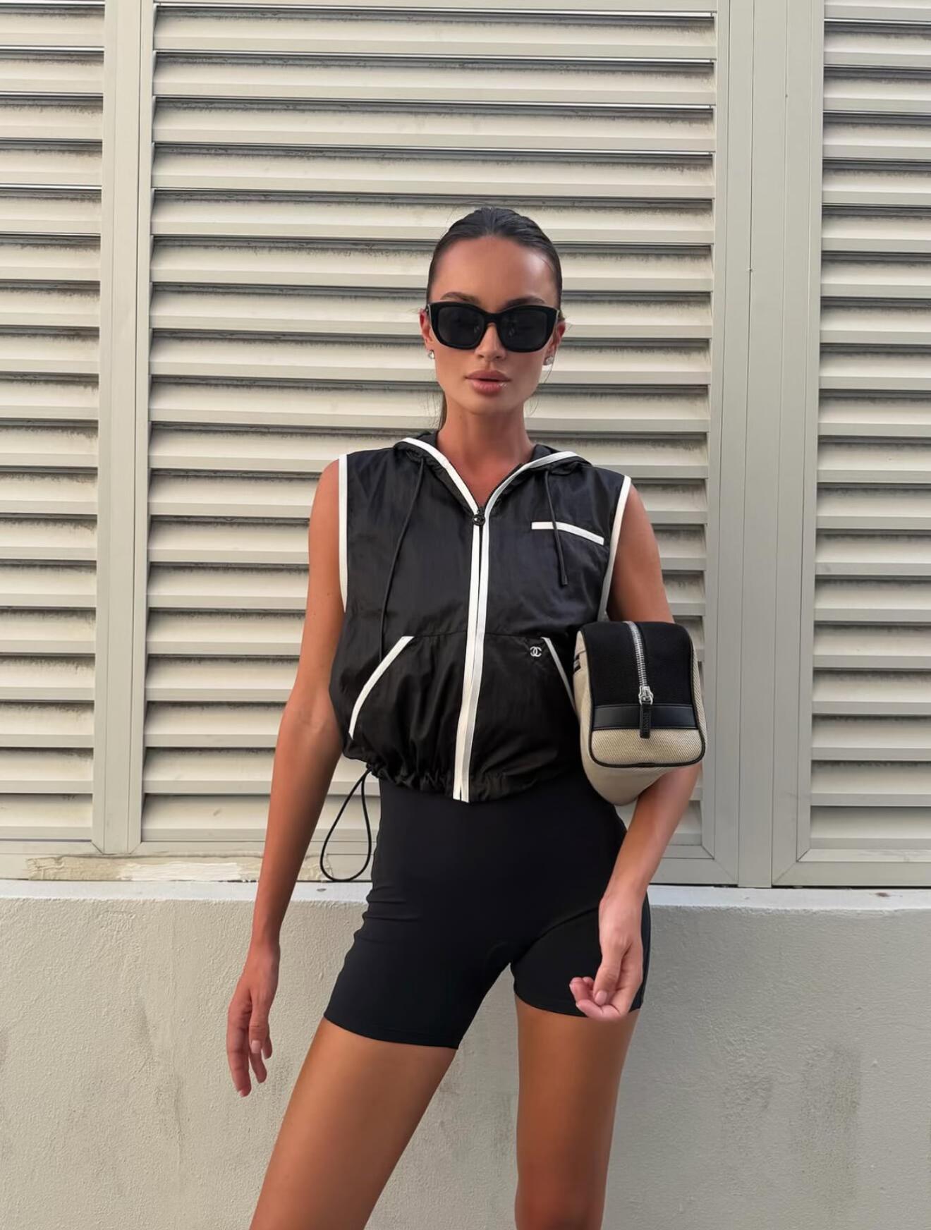 NO:906316,,,19860909,,,Women's clothing