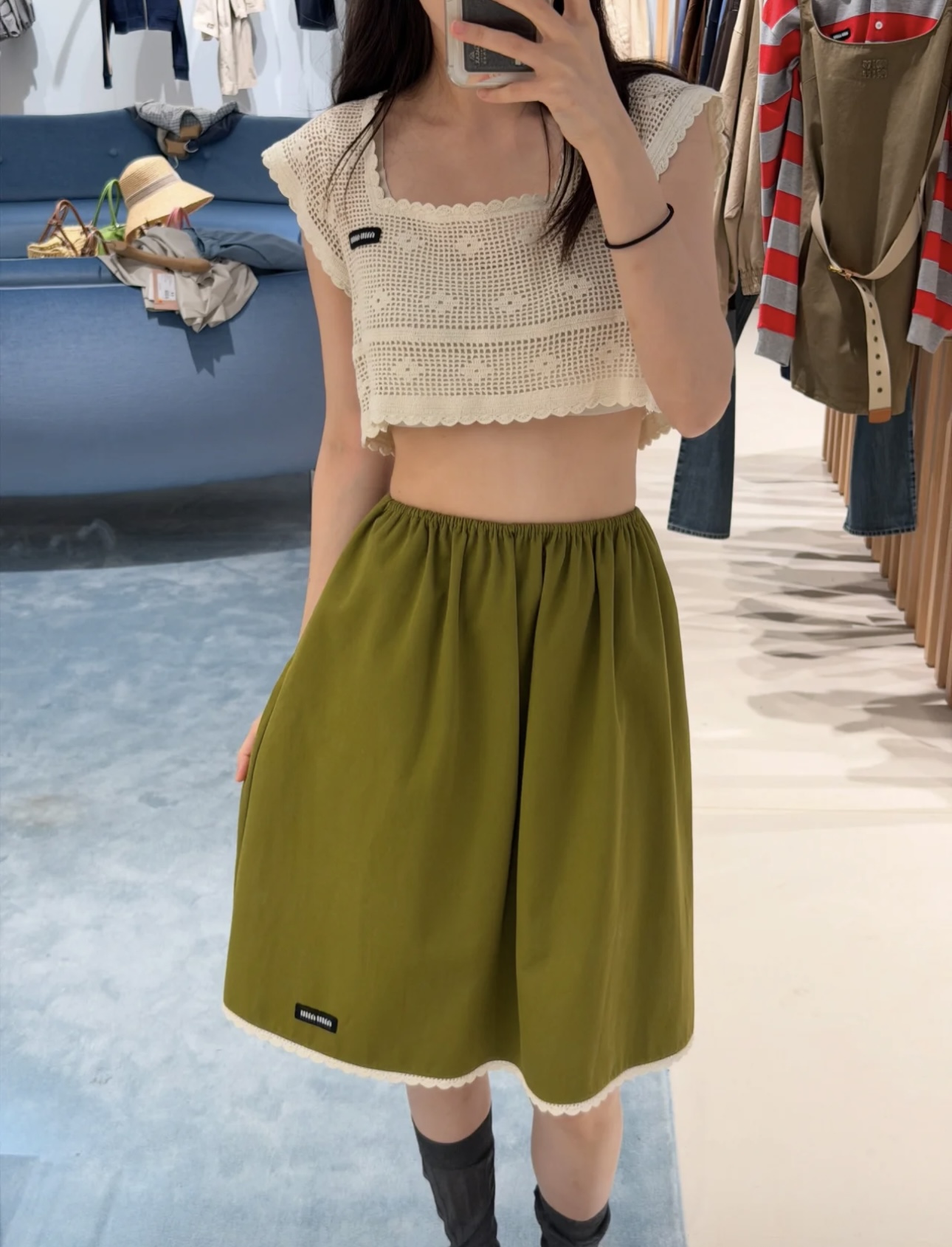 NO:945033,Handmade lace + light and breathable fabric, it is not too comfortable to wear in spring and summer~,,19860909手工蕾丝边+轻薄透气面料 春夏穿简直不要太舒服～,,,Women's clothing
