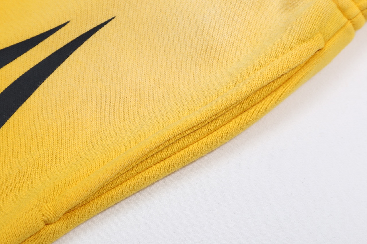 Hellstar Logo Cotton Laundry in Black and Yellow, Sizes S to XL - 图片 4