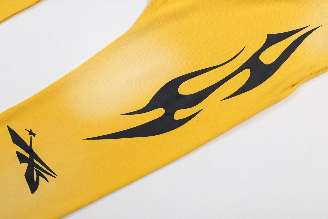 Hellstar Logo Cotton Laundry in Black and Yellow, Sizes S to XL - 图片 5