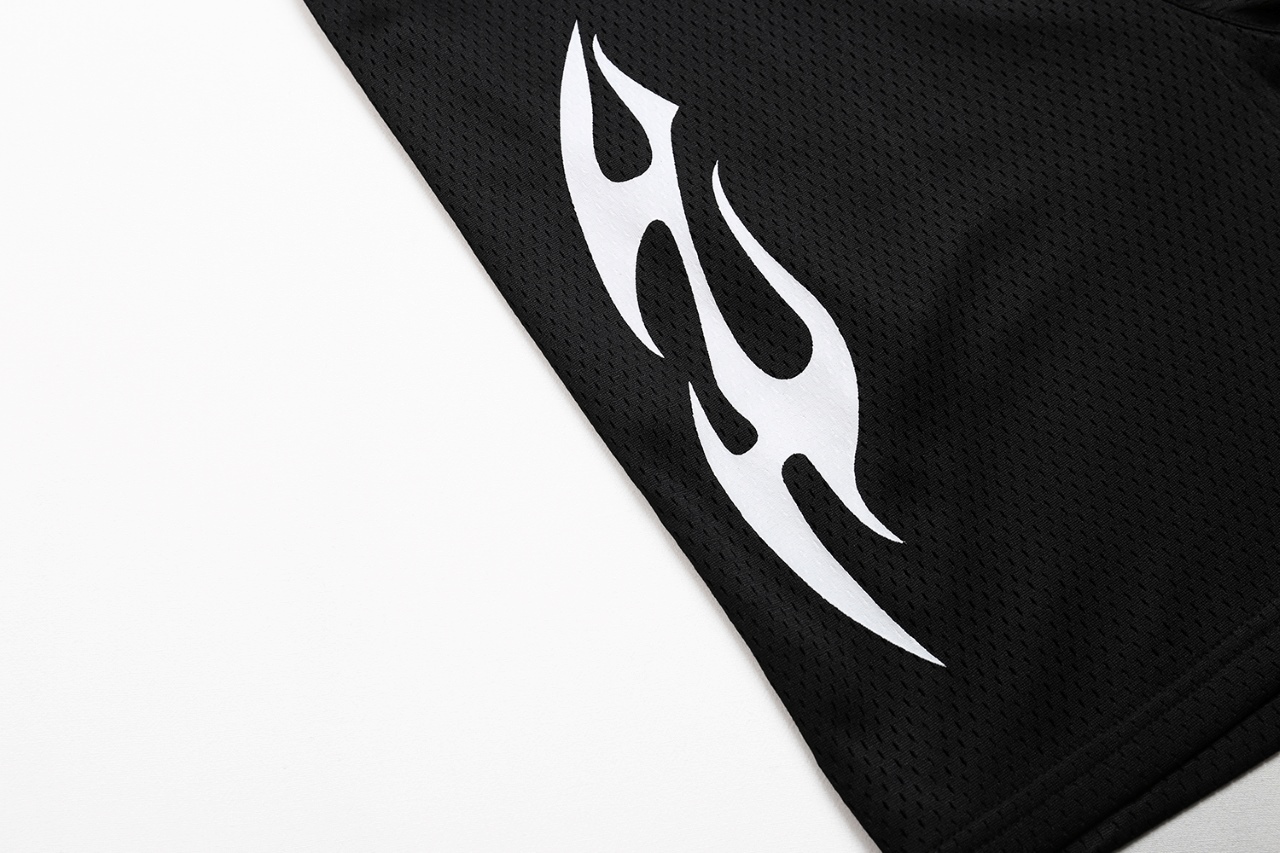 “138 Hellstar Black White Shirt Sizes S-XL, Code K-P 1557” - 图片 6