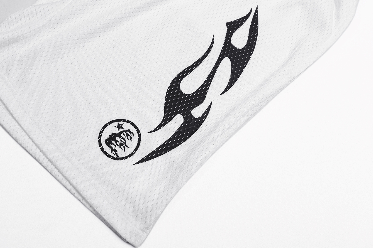 Hellstar’s New Star of Hell: Black and White K-P 1557# Apparel in Sizes S-XL - 图片 5
