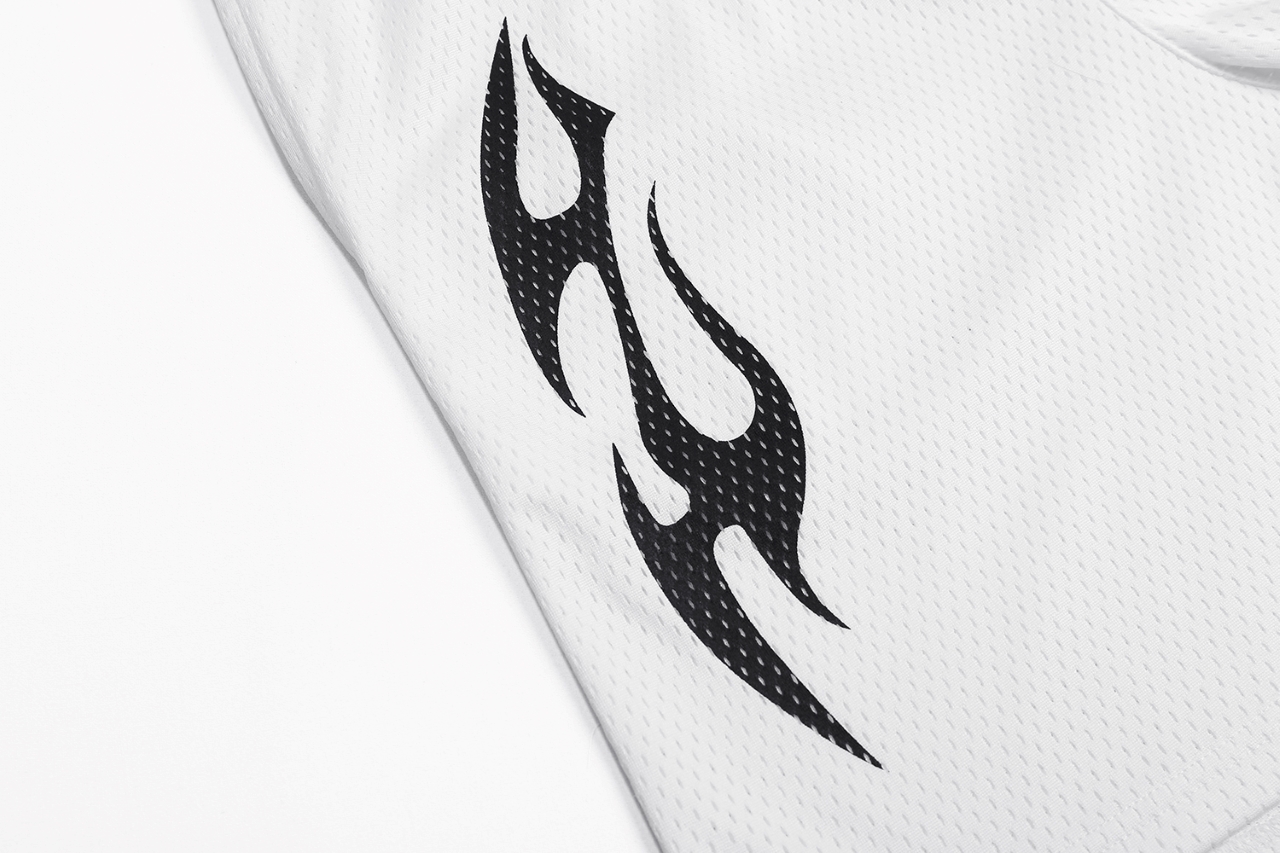 Hellstar’s New Star of Hell: Black and White K-P 1557# Apparel in Sizes S-XL - 图片 6