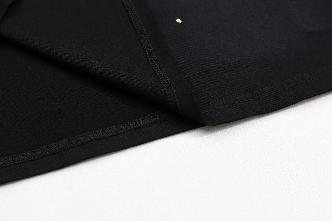 Water Washing Black Cotton T-Shirt with Hellstar Logo in Various Sizes. - 图片 9