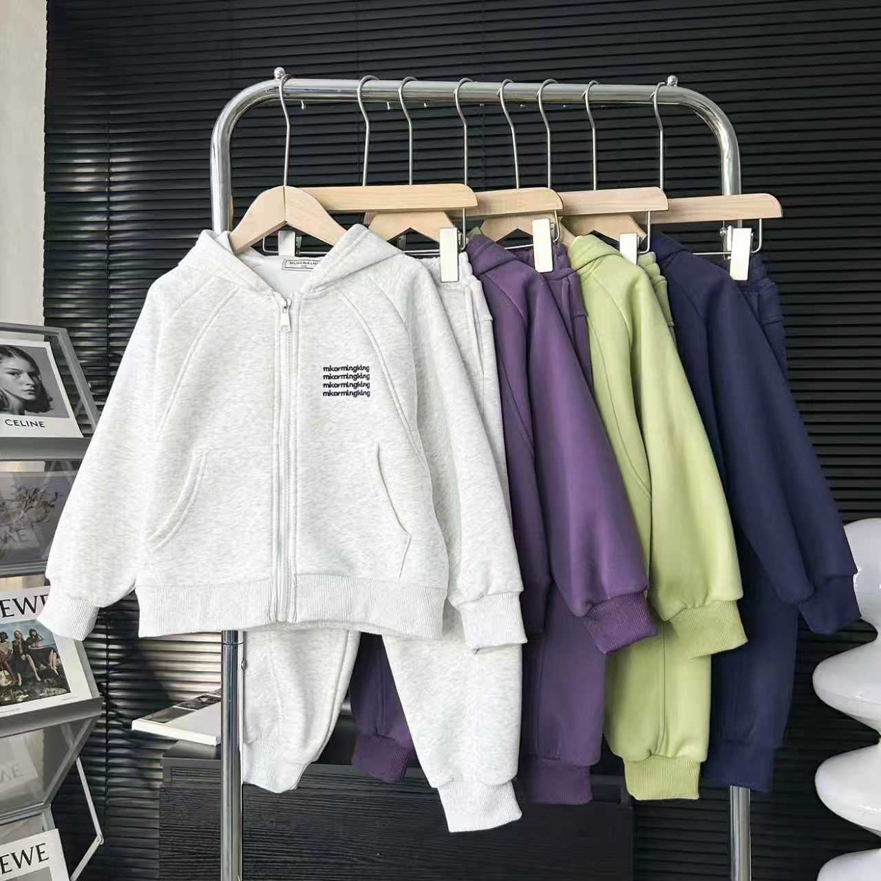 128@ un conjunto 120-170 Detalles~