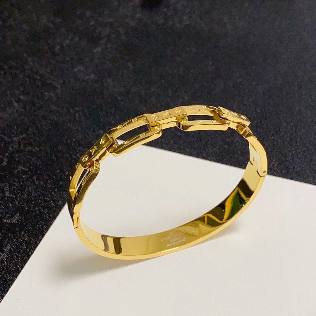 China Replica LV Jewelry LVJ0401-982