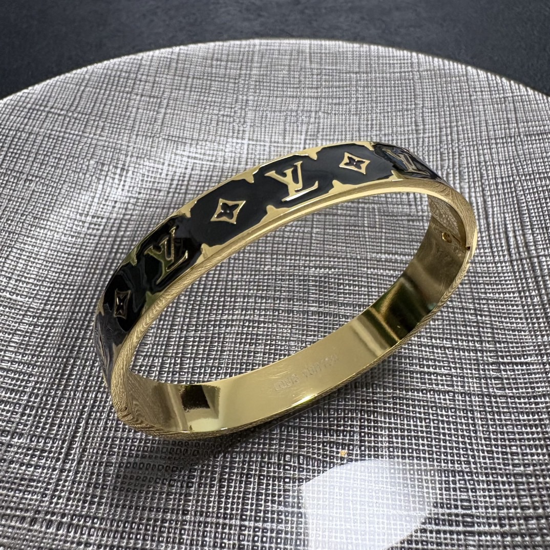 China Replica LV Jewelry LVJ0401-2067