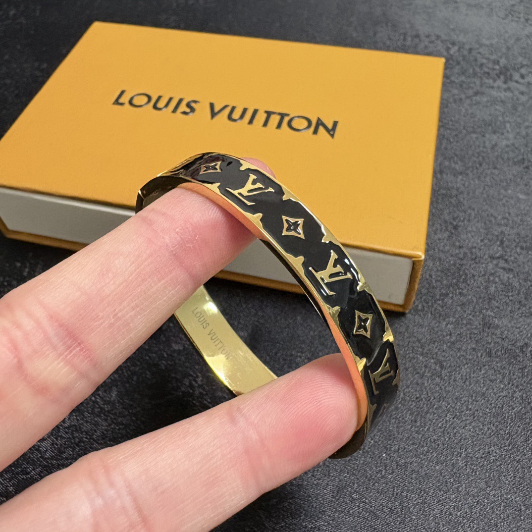 China Replica LV Jewelry LVJ0401-2067