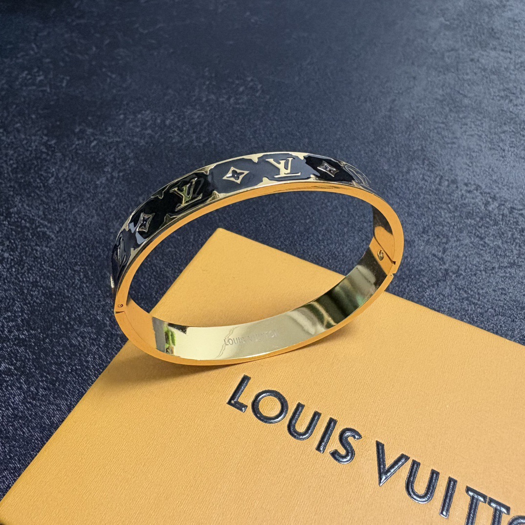 China Replica LV Jewelry LVJ0401-2067