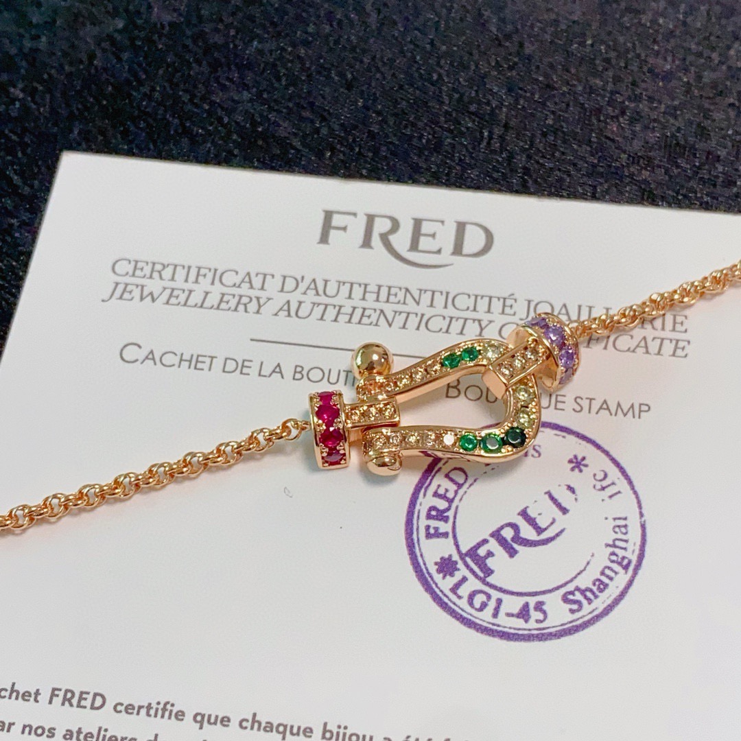 Fred 新品发布 火爆 Fred斐登彩钻满钻小马蹄扣中性款高品质项链