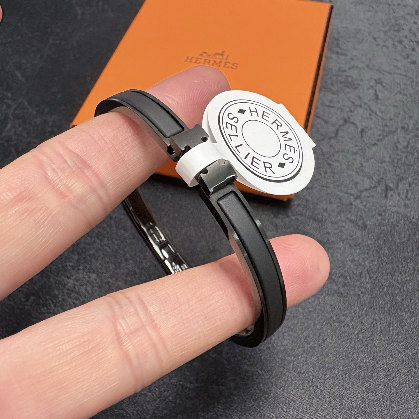 Hermès 推荐 级别 黑武士6mm爱马仕Hermes珐琅手镯小号窄版细款高版本