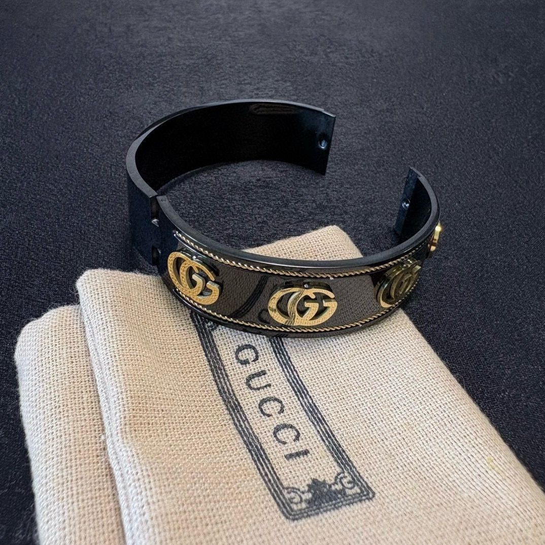 Gucci 新款 古驰Gucci双G炭黑宽版情侣中性款手镯 bling