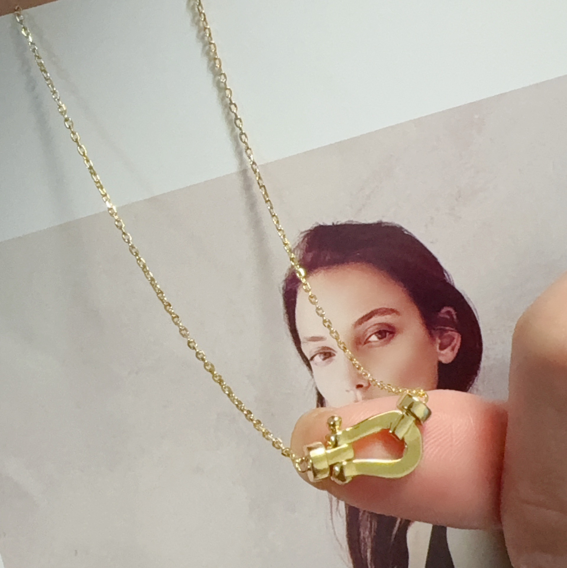 Fred 新品发布 火爆 Fred斐登满钻、半钻、无钻小马蹄扣中性款高品质小号迷你款项链