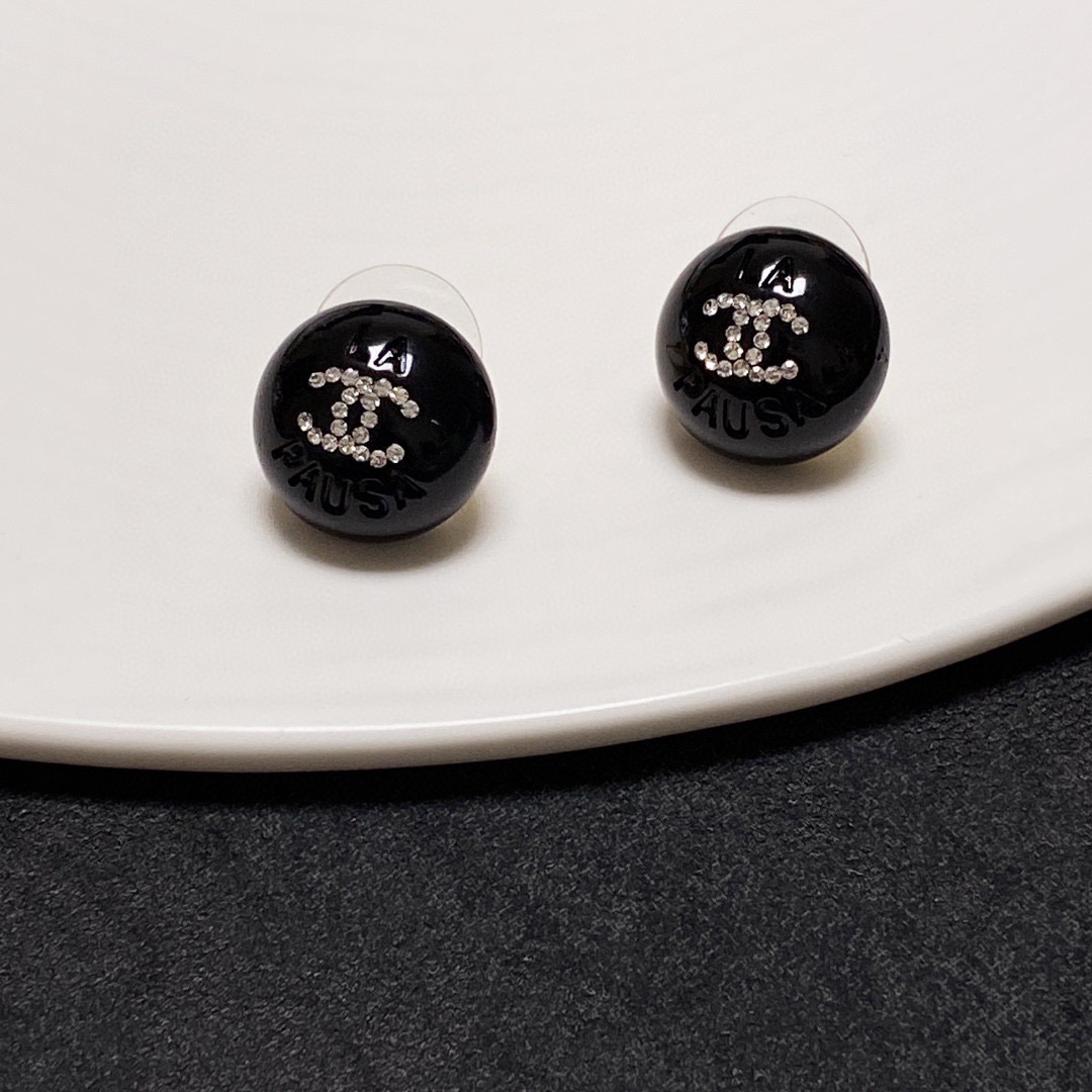 Chanel Haute Joaillerie Fine Jewelry Earrings Necklace Ring Ref.35D2DFBA 2