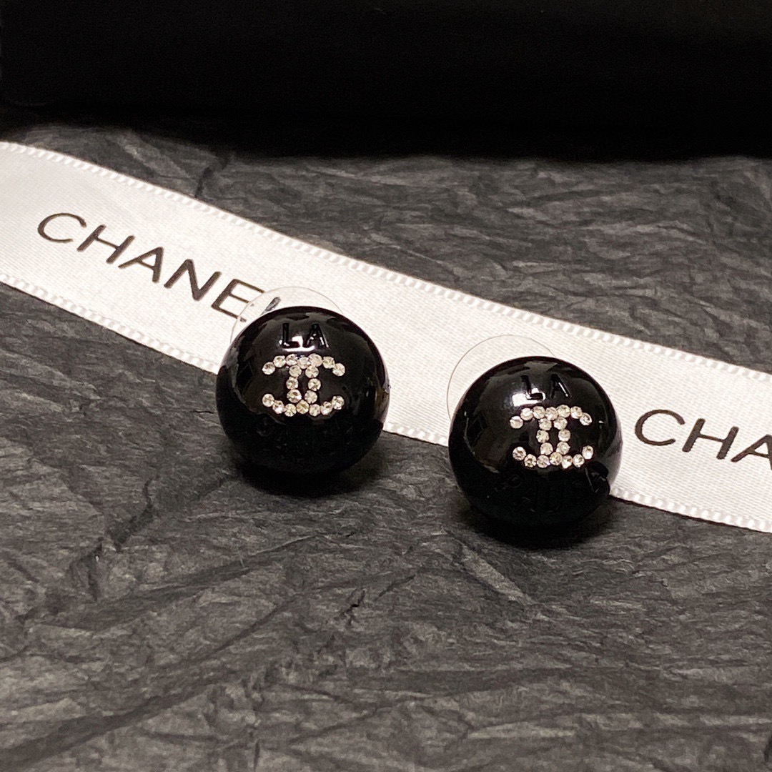 Chanel Haute Joaillerie Fine Jewelry Earrings Necklace Ring Ref.35D2DFBA 5