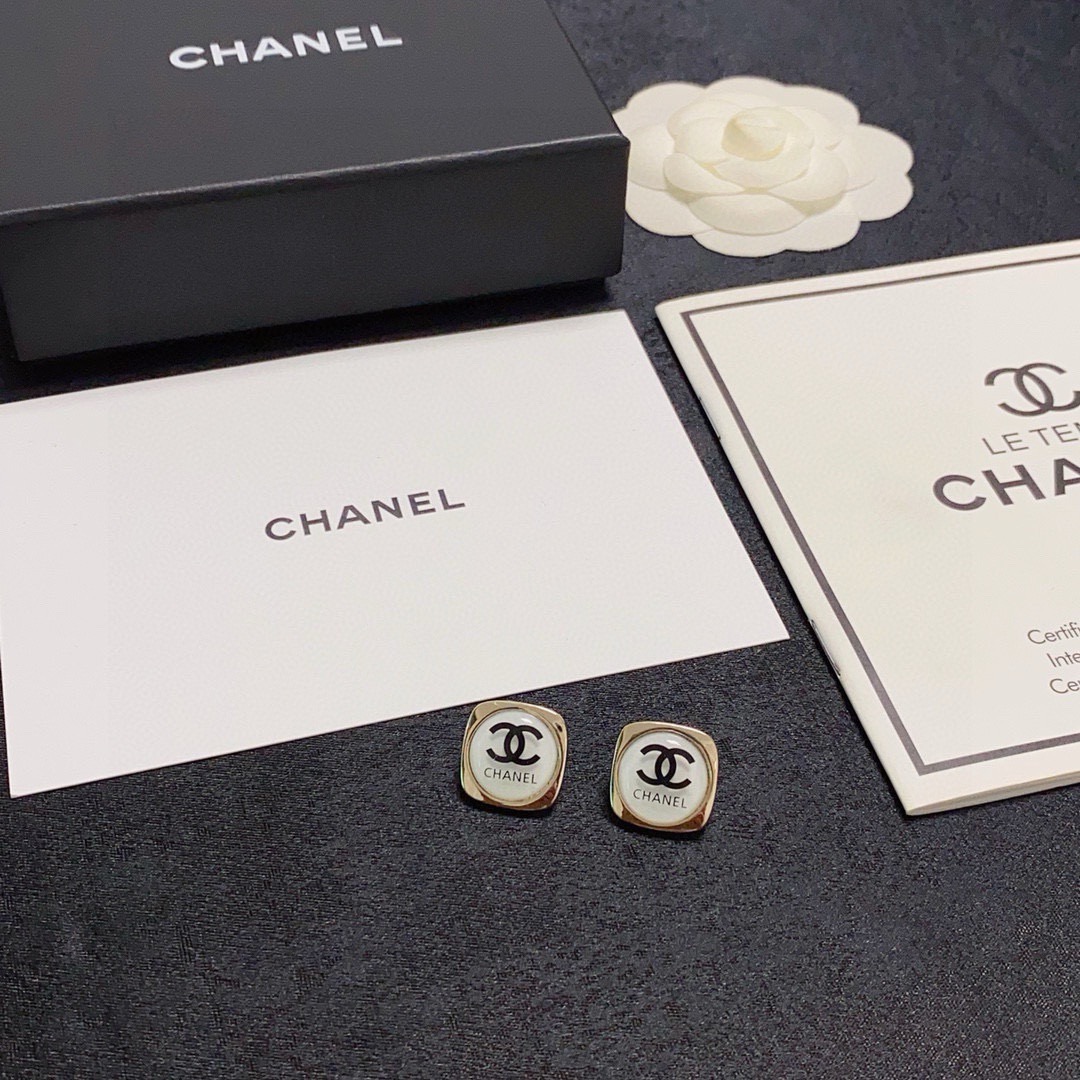 Chanel Haute Joaillerie Fine Jewelry Earrings Necklace Ring Ref 9