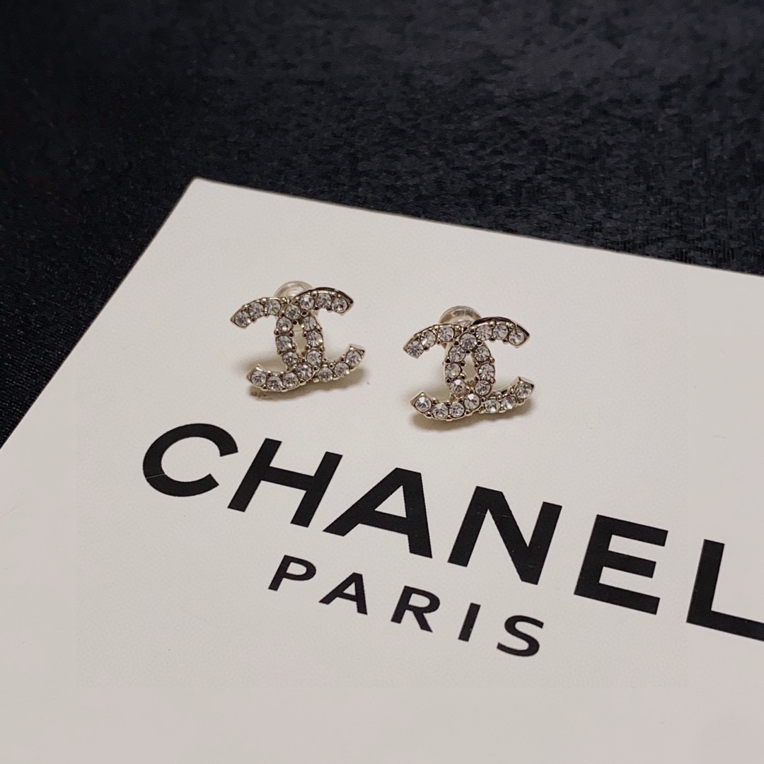 Chanel Haute Joaillerie Fine Jewelry Earrings Necklace Ring Ref.4E788EC3 3