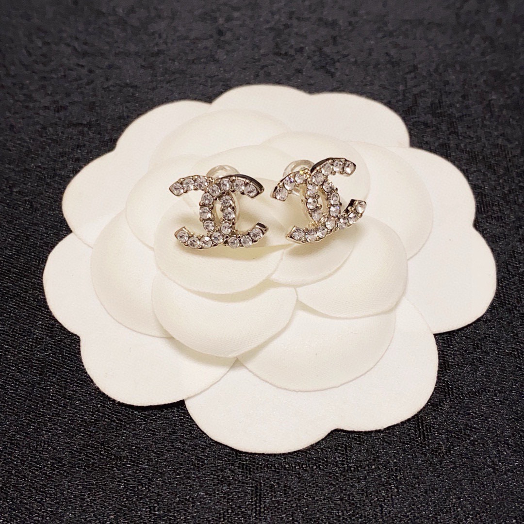 Chanel Haute Joaillerie Fine Jewelry Earrings Necklace Ring Ref.4E788EC3 4
