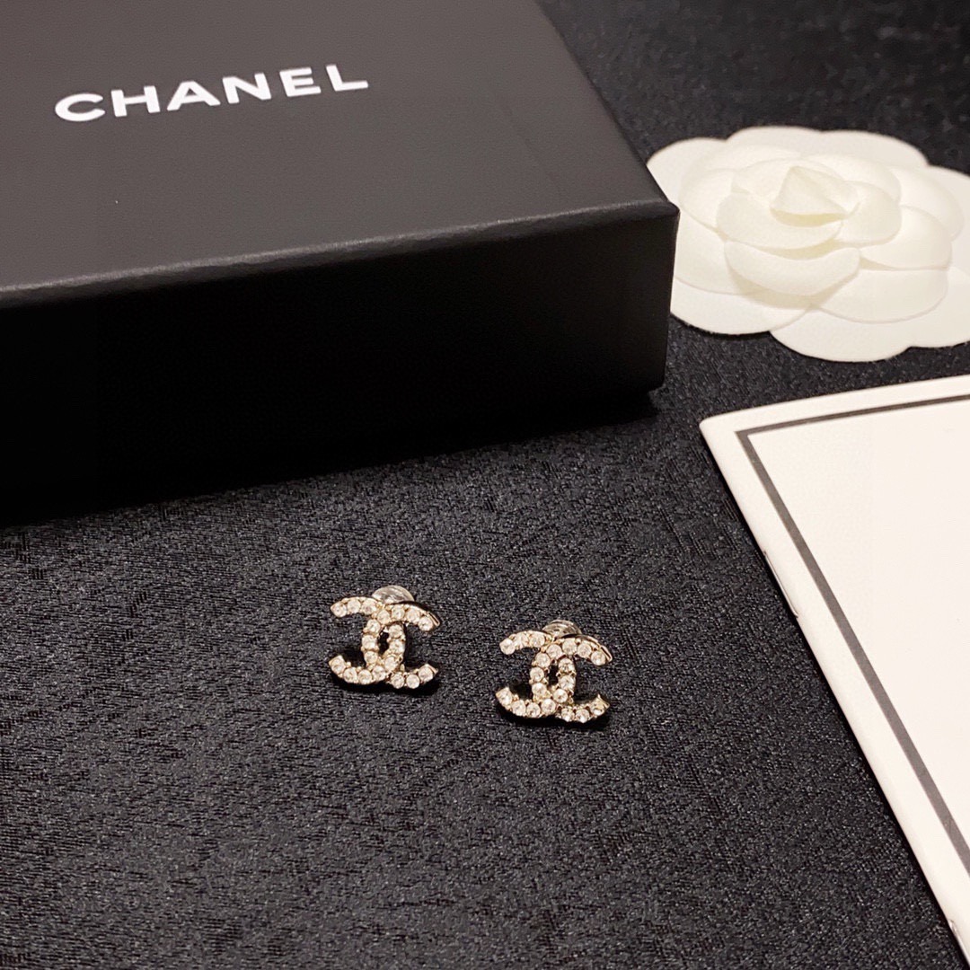 Chanel Haute Joaillerie Fine Jewelry Earrings Necklace Ring Ref.4E788EC3 9