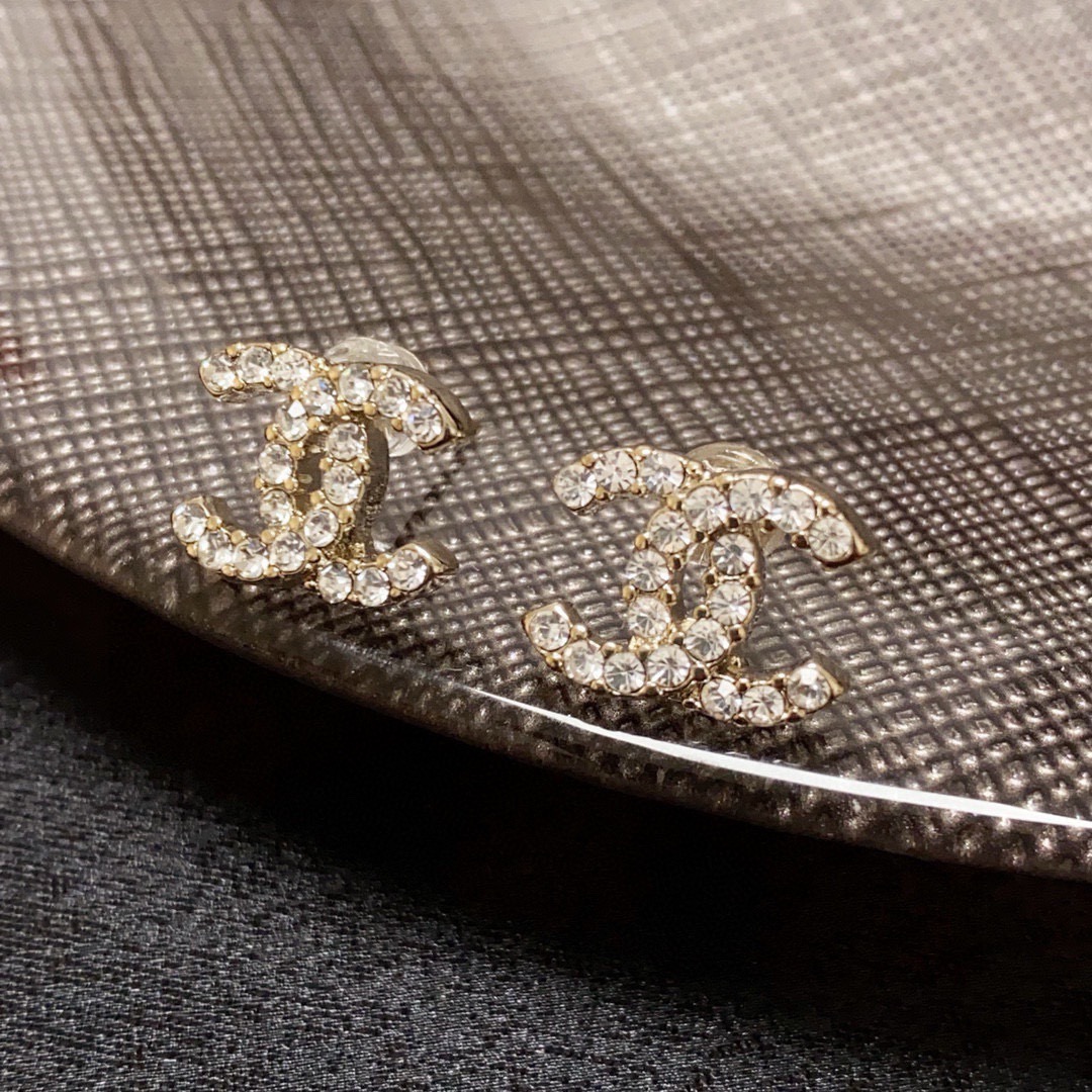 Chanel Haute Joaillerie Fine Jewelry Earrings Necklace Ring Ref.4E788EC3 7