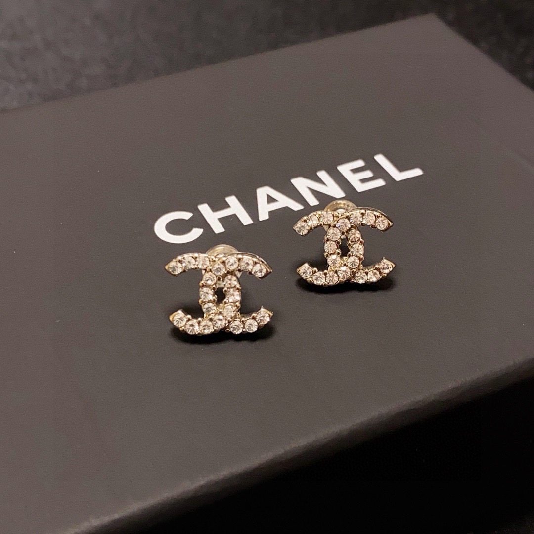 Chanel Haute Joaillerie Fine Jewelry Earrings Necklace Ring Ref.4E788EC3 6