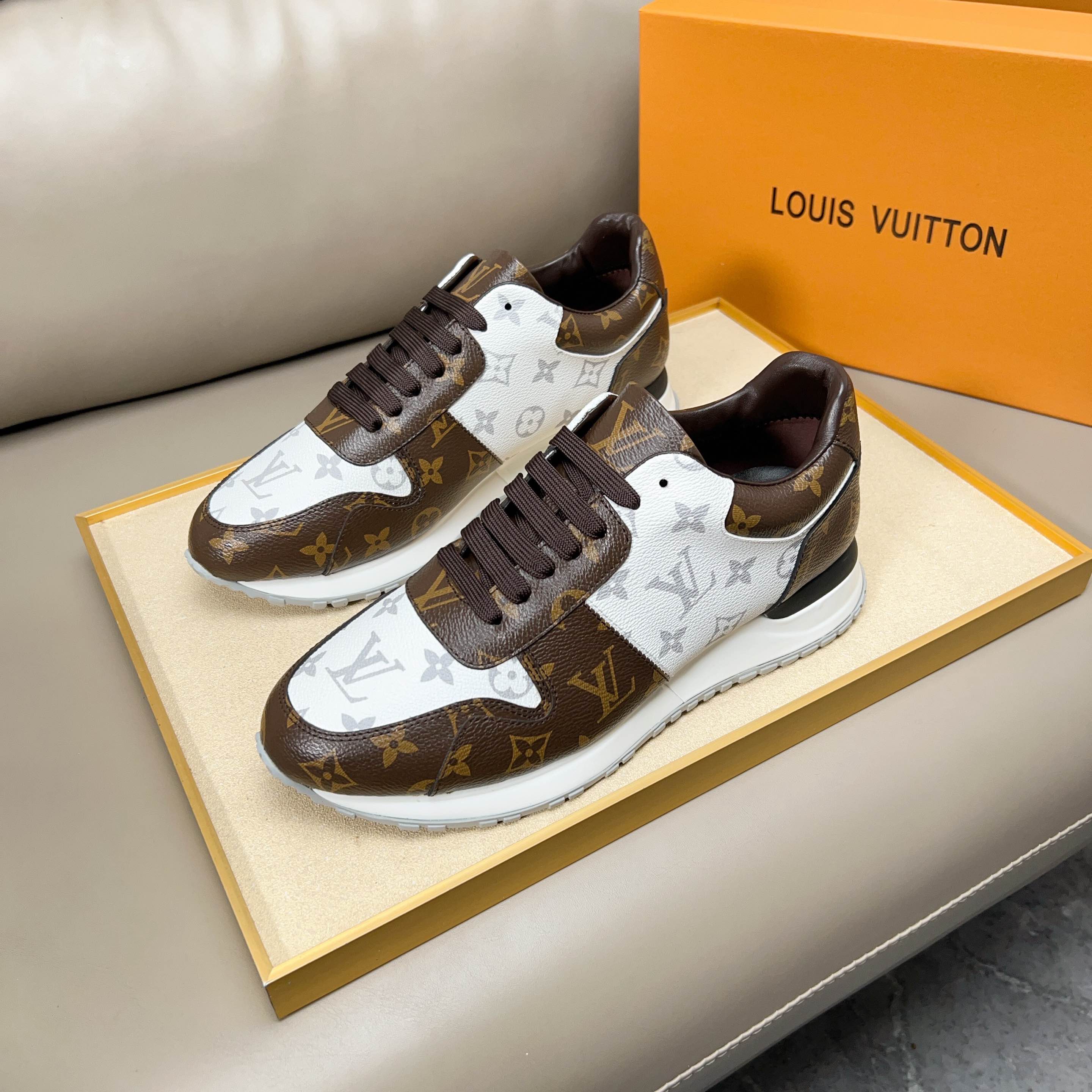 Louis Vuitton Baskets de Défilé Imperméables en Cuir et Toile Monogram