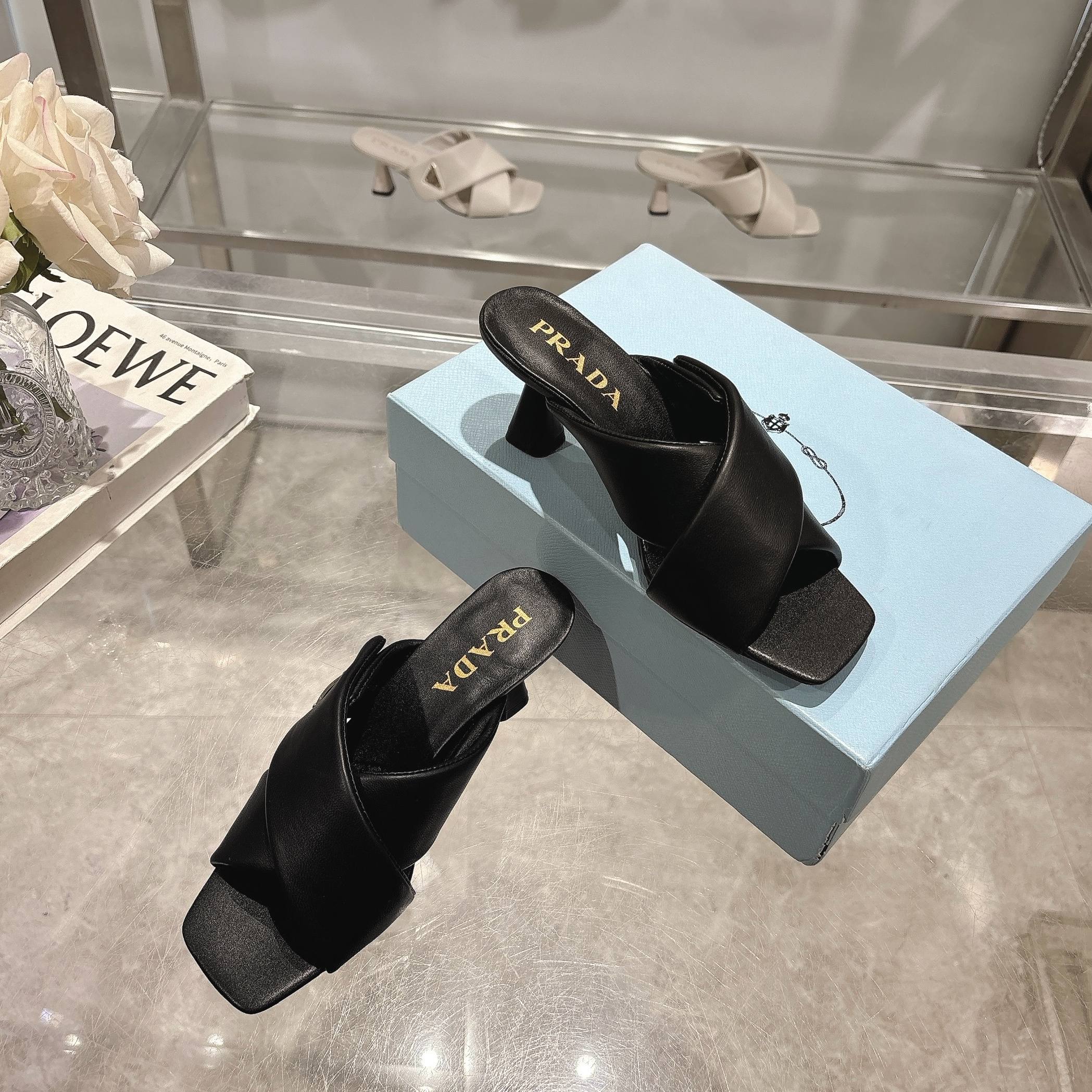 Prada New Sandals: Soft Face, Sheepskin Inside, Real Leather Bottom – Sizes 35-40 (Custom 41) - 图片 6