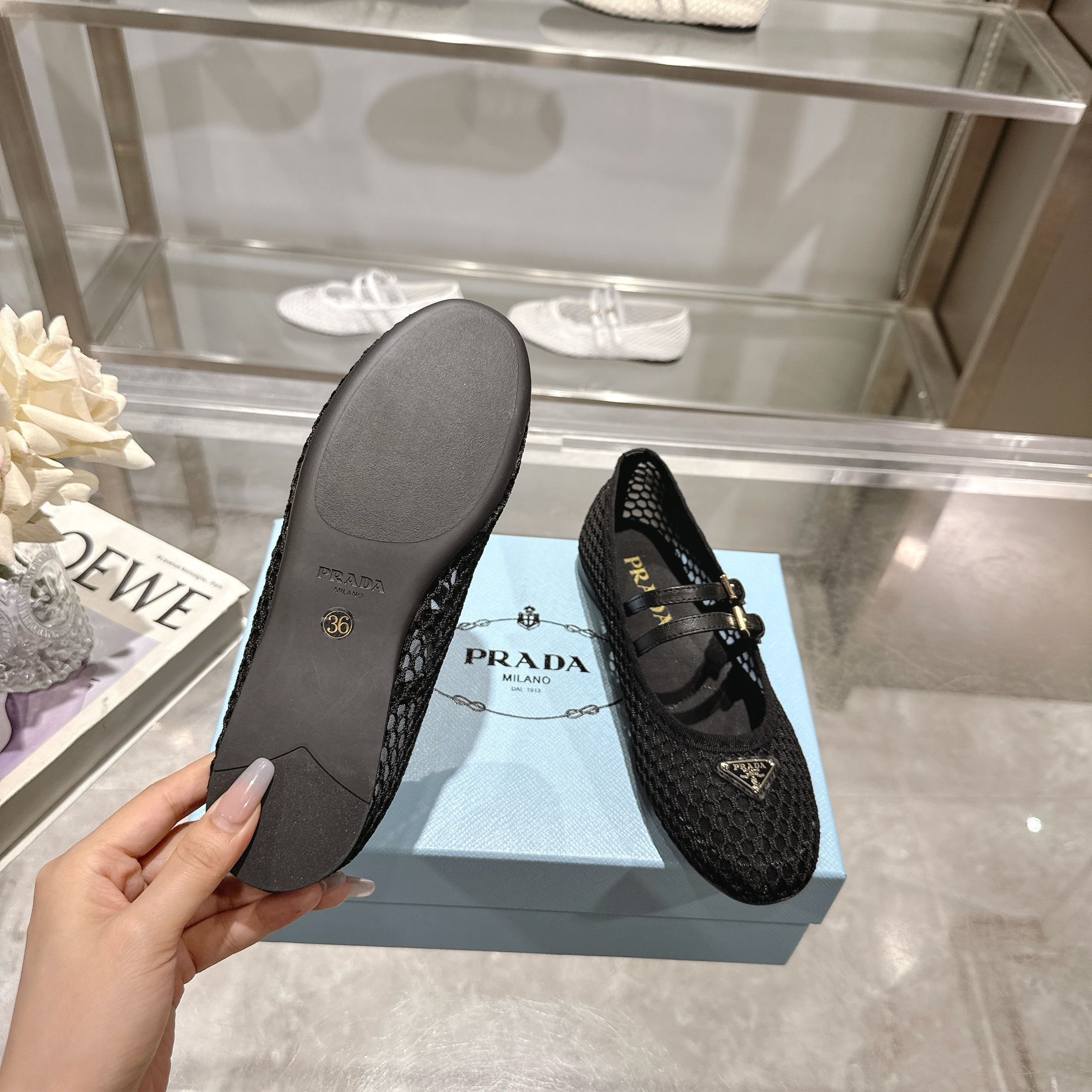 Prada Women’s Sheepskin Sandals with Rubber Sole in Sizes 35-40 (Custom 41) - 图片 7