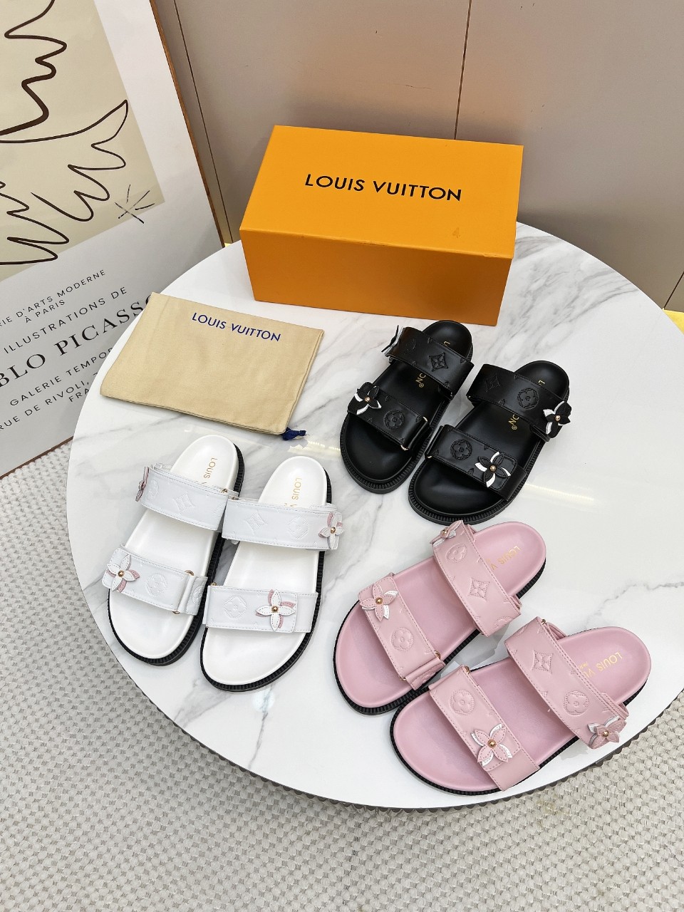 Acheter aaa pas cher
 Louis Vuitton Chaussures Pantoufles Peau de mouton Collection printemps – été Fashion